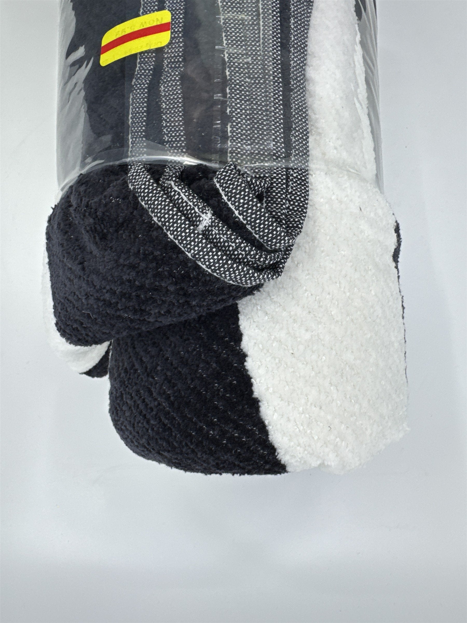 Black and White Striped Summer Living Lounge Chair Cover With Pocket 26 x 80"