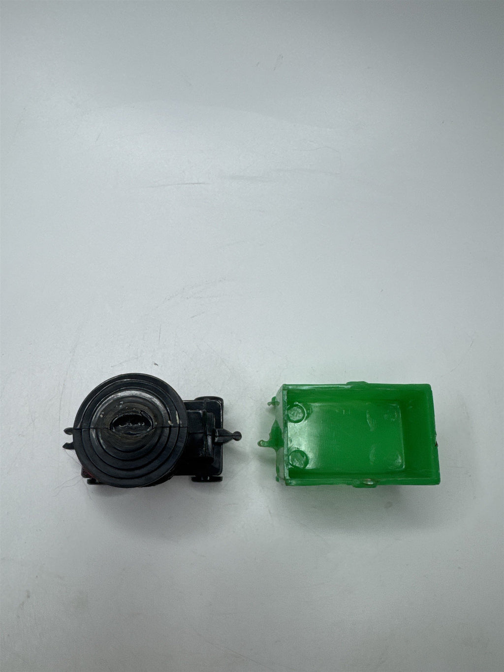 Vintage Banner Plastic Train Parts Lot of 2 - Trailer and Carousel