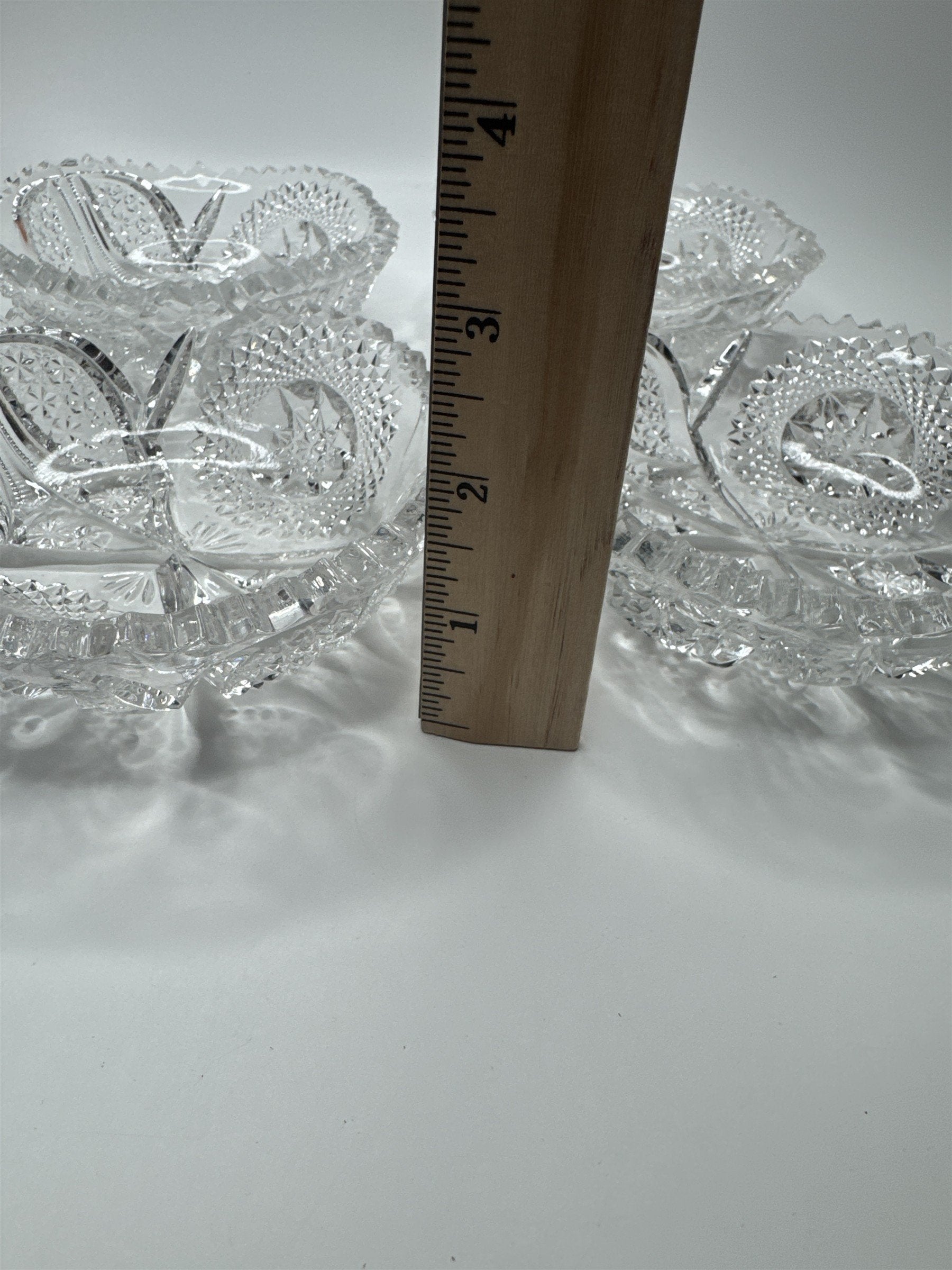 Set of 4 Near Cut Glass English Starburst Berry Desert Bowls 5" Diameter Heavy