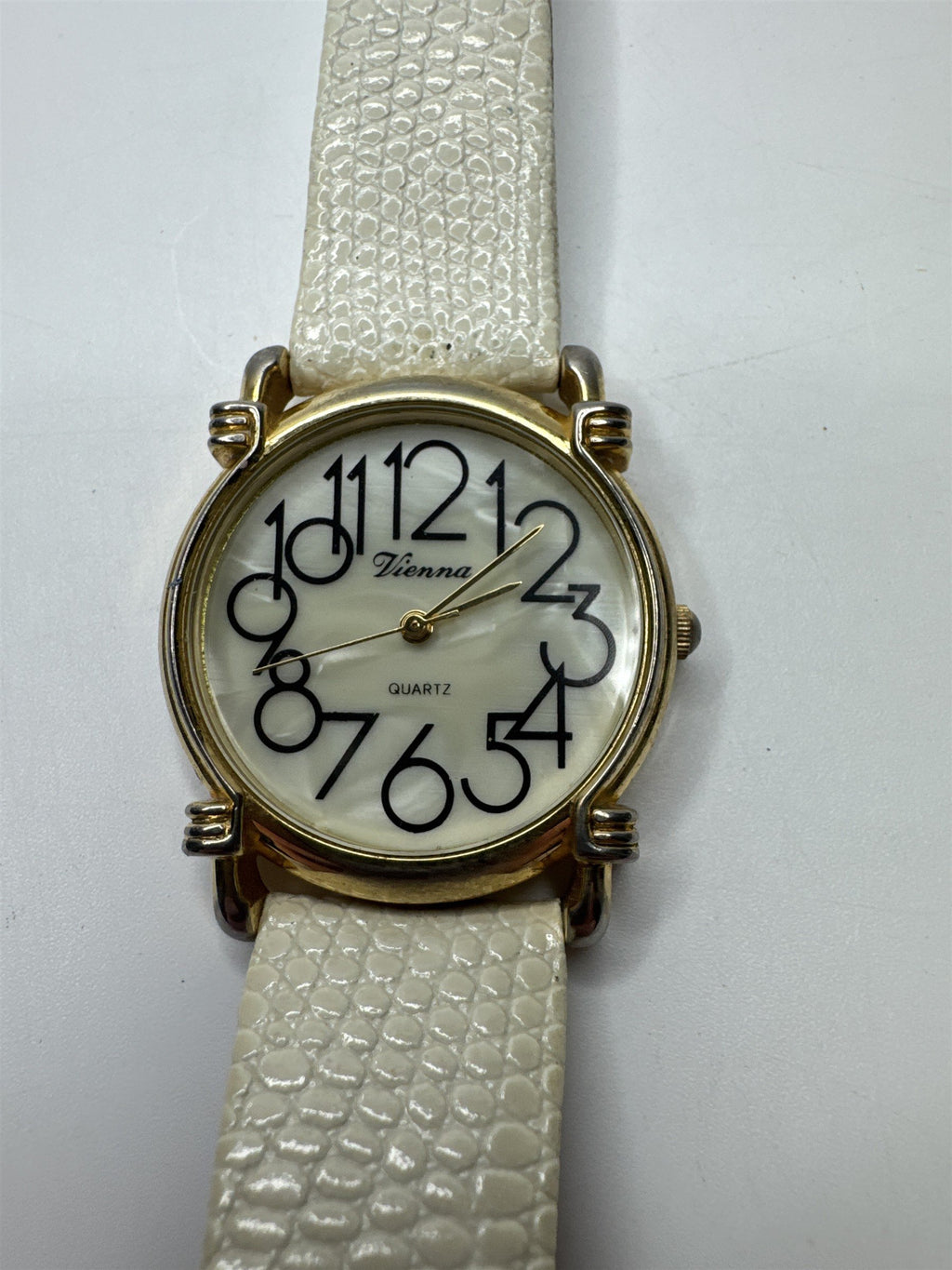 Womens Vienna Shell Face Wristwatch (Needs New Band) Distressed Vintage