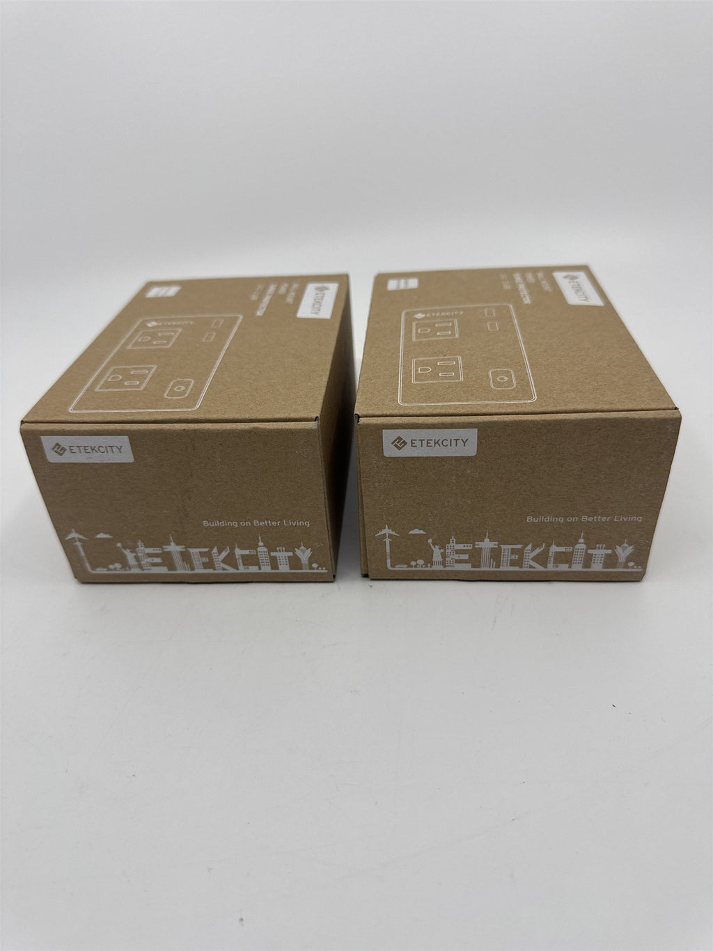 Set of Two Etekcity Wall Mount Power Surge Protectors 2 AC-2 USB Model EW1-22USA