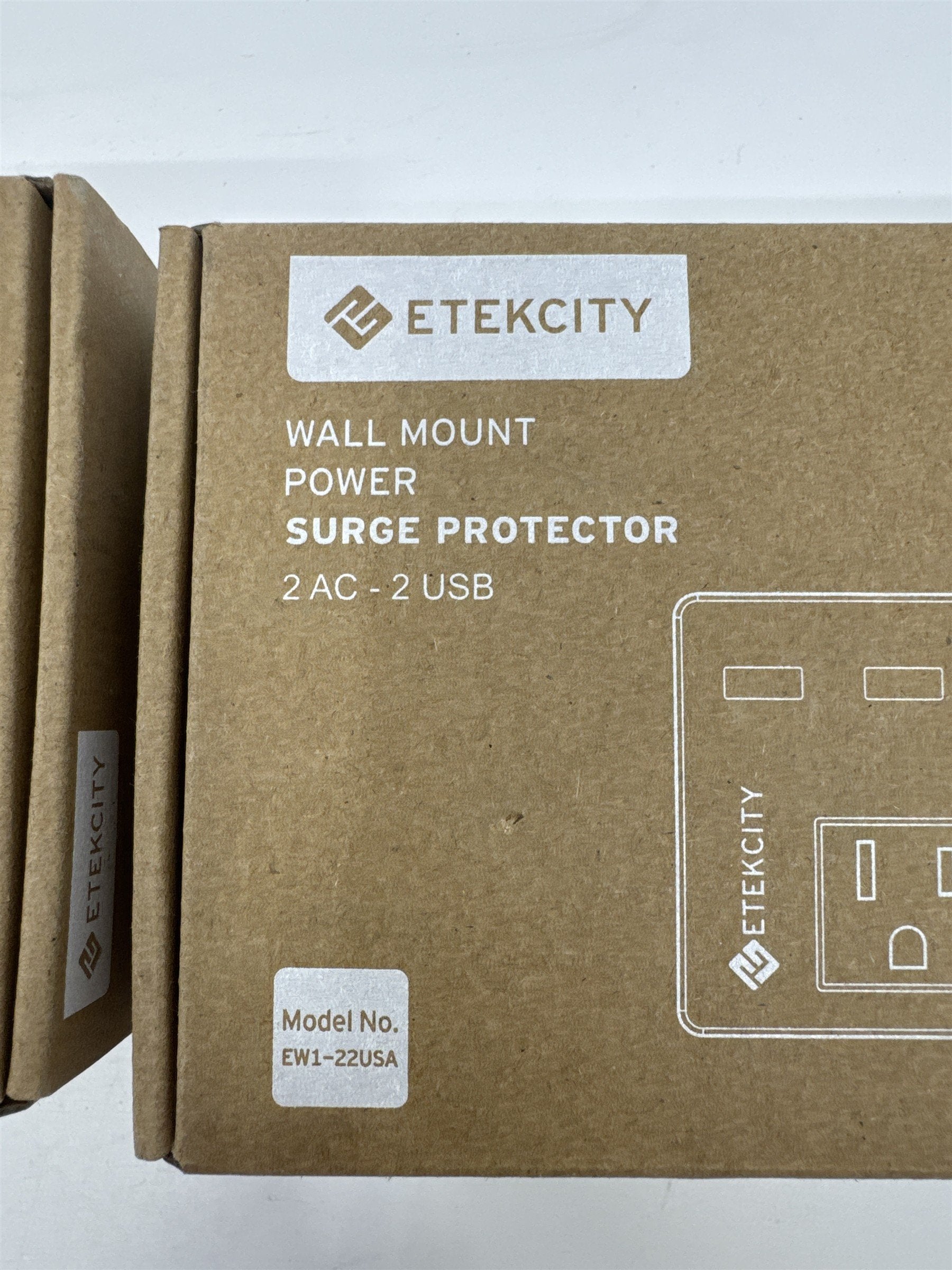 Set of Two Etekcity Wall Mount Power Surge Protectors 2 AC-2 USB Model EW1-22USA