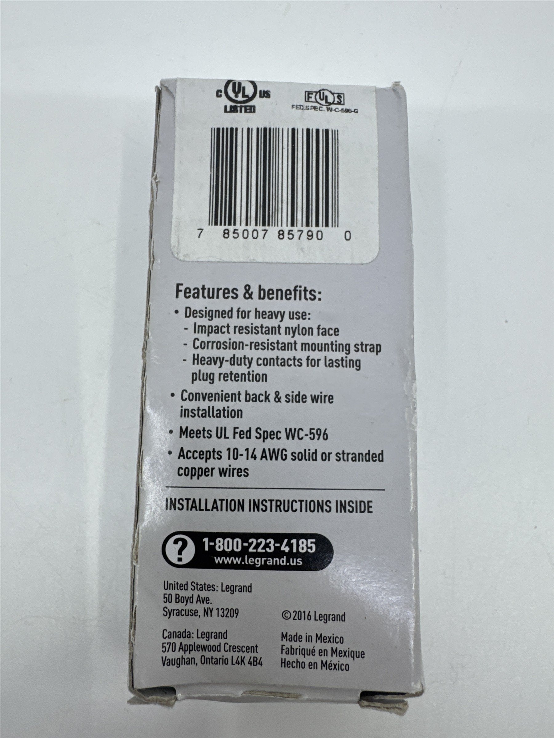 Legrand Commercial Duplex Outlet Back and Side Wire 20 AMP 125V