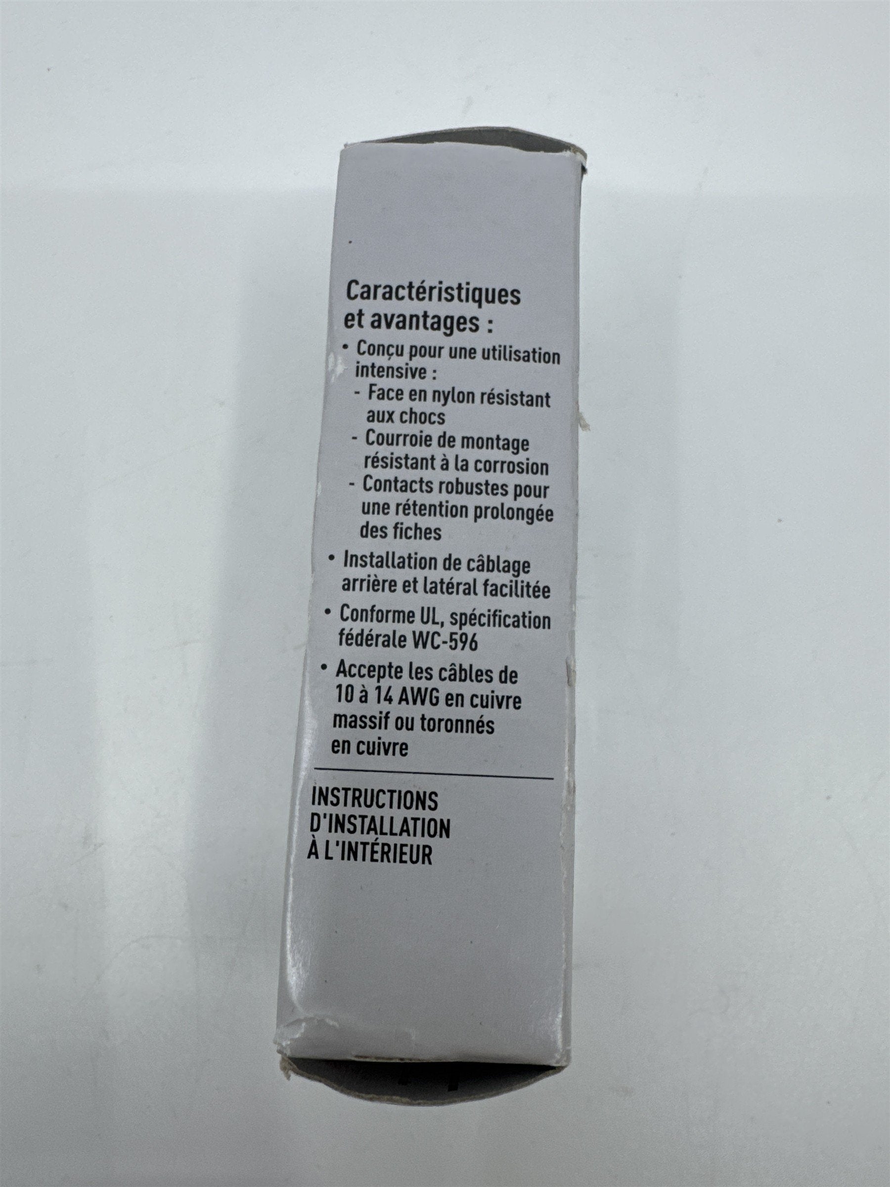 Legrand Commercial Duplex Outlet Back and Side Wire 20 AMP 125V