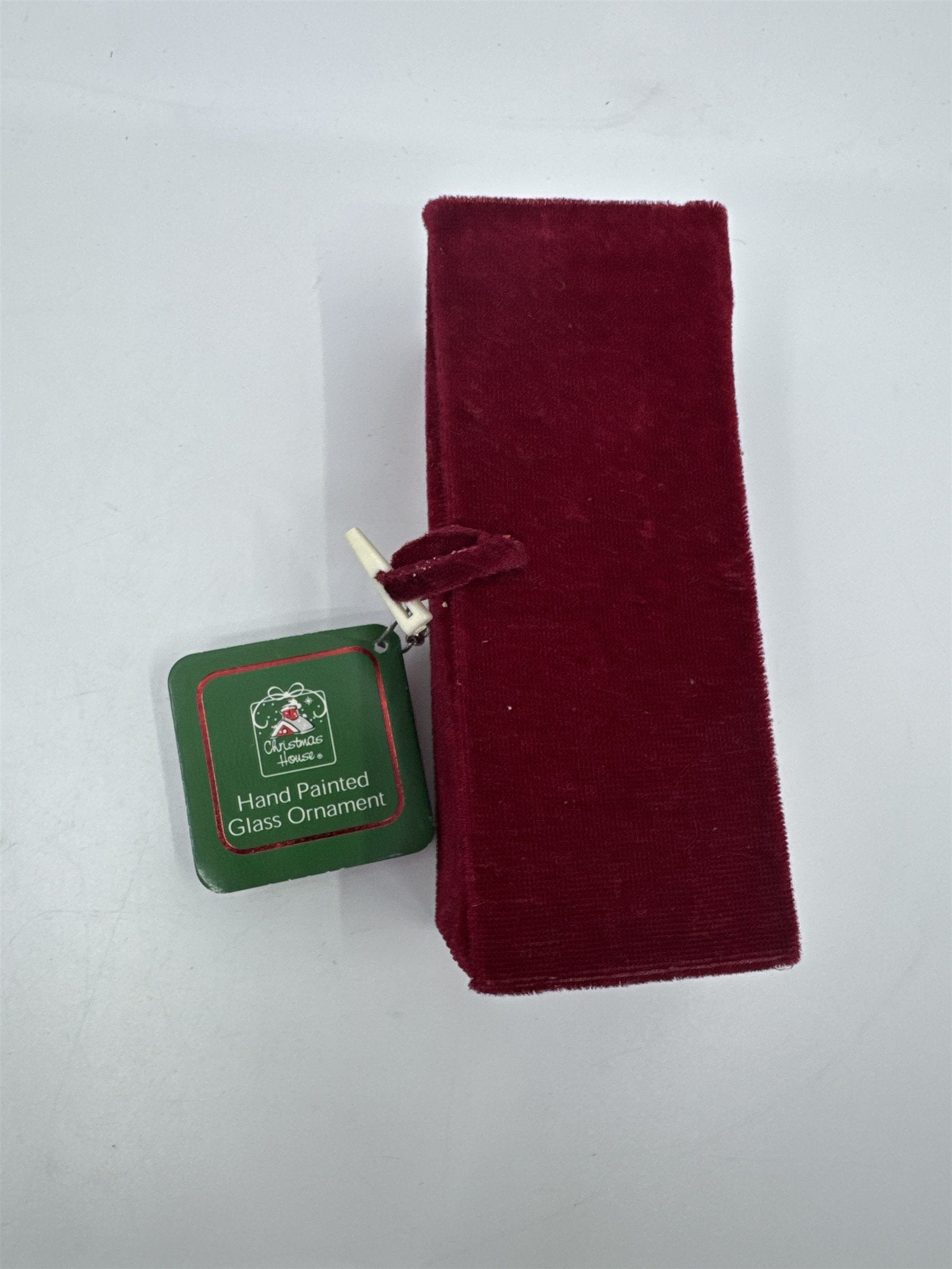 Vintage Christmas House Christmas Ornament White W/ Red Bows in Felt Box