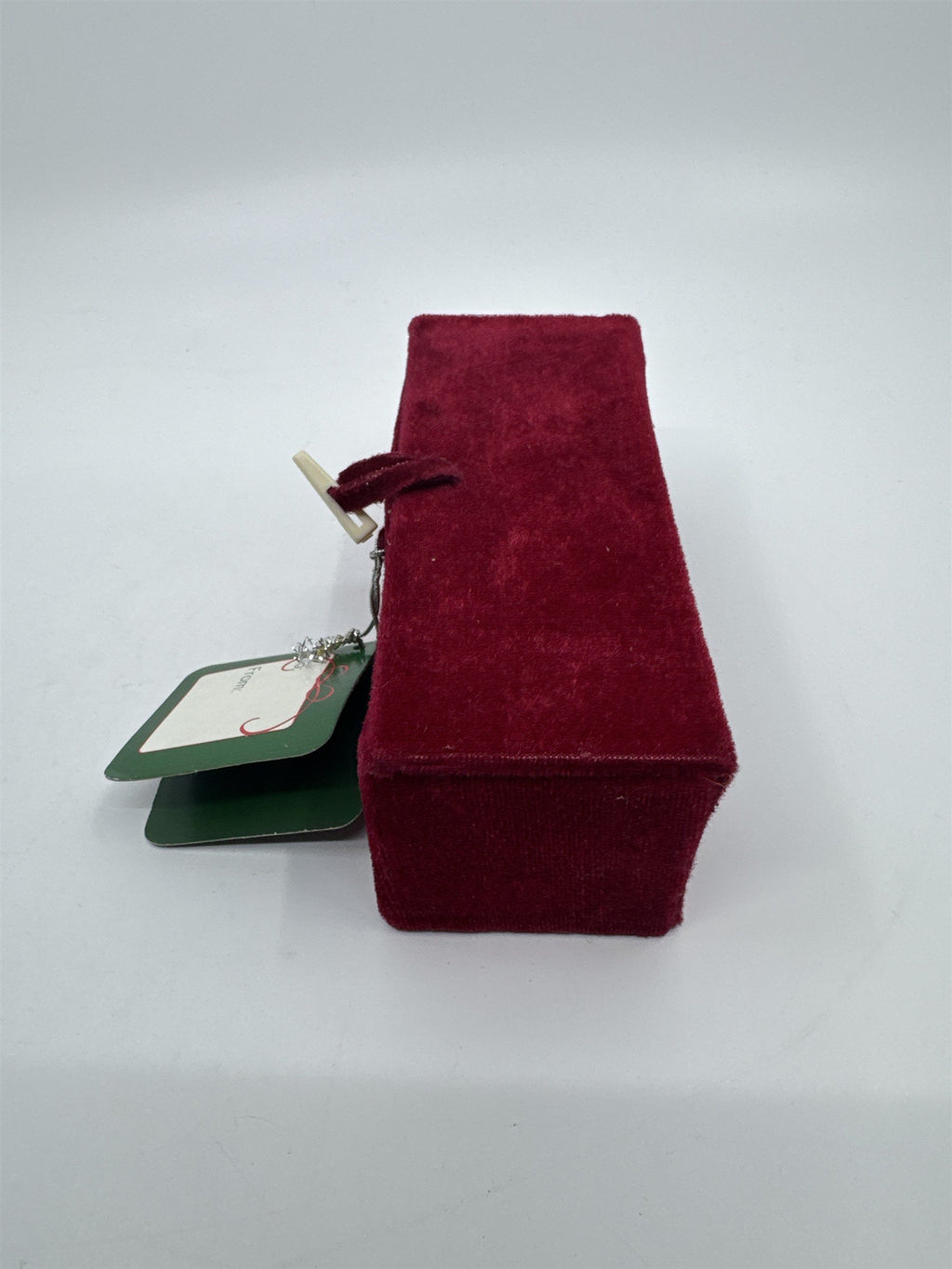 Vintage Christmas House Christmas Ornament White W/ Red Bows in Felt Box