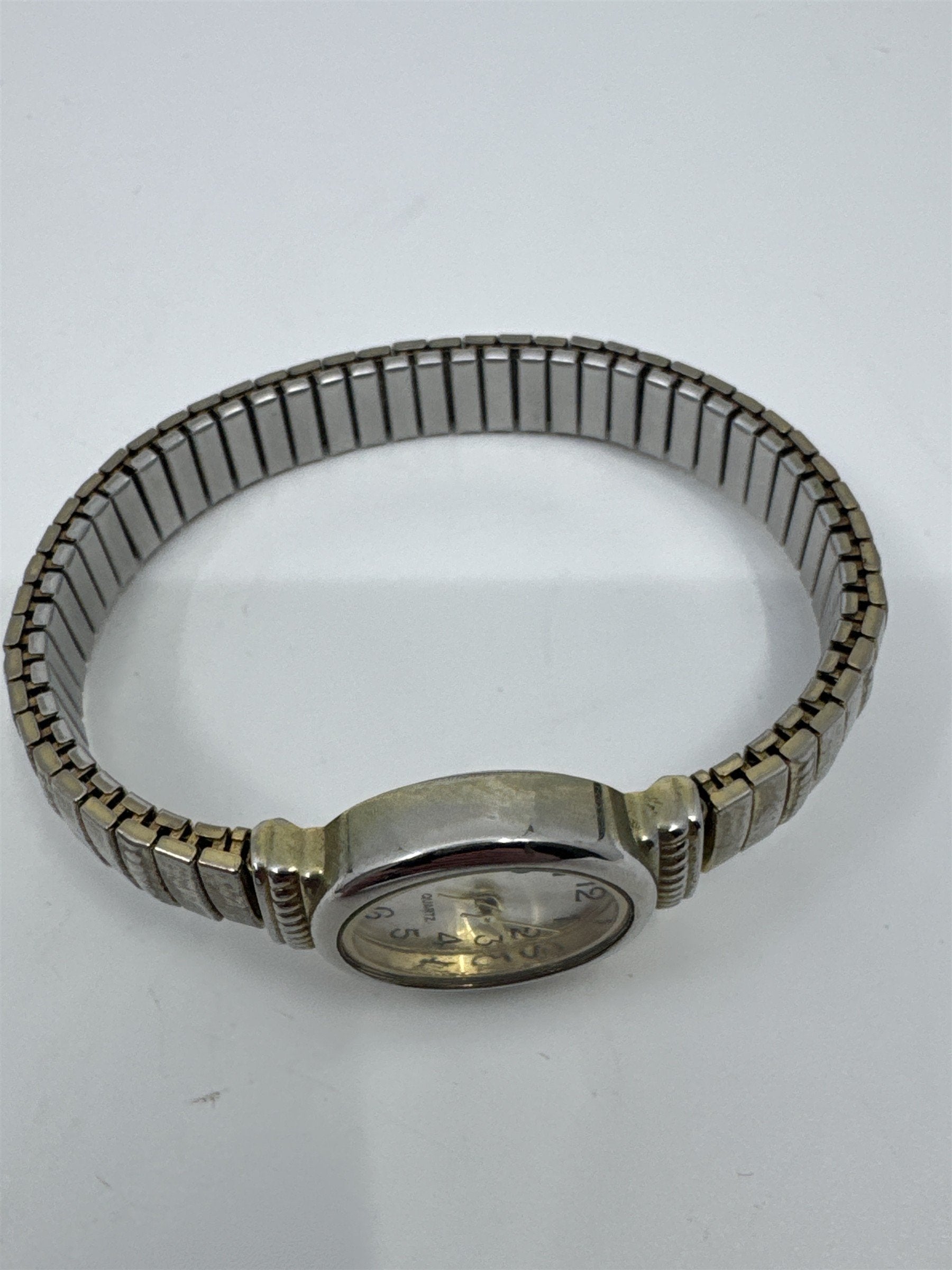 Women's Stainless Steel Caseback Japan Movement Base Stretch Watch