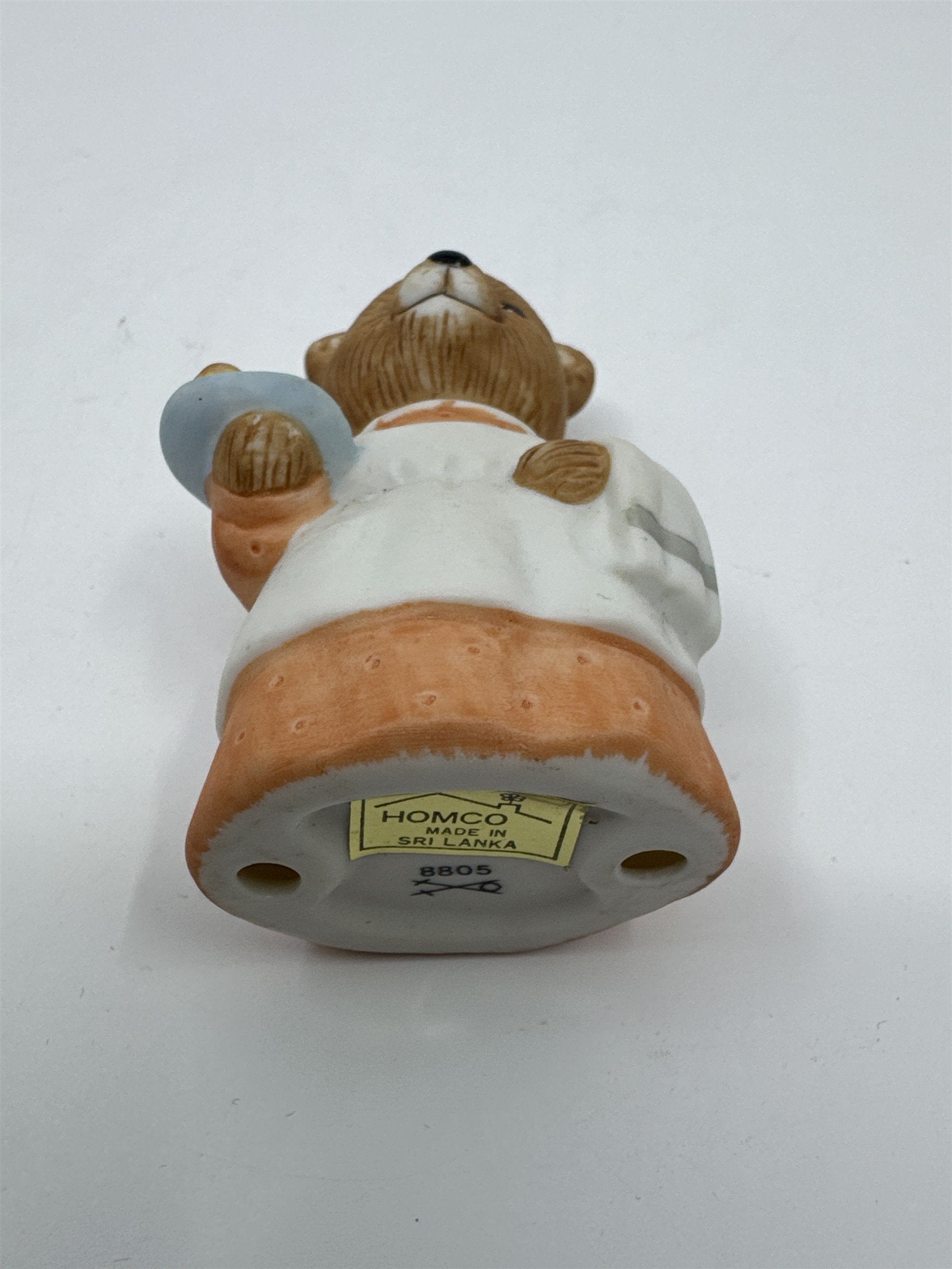 Vintage Homco Porcelain Bear Maid/Mother With Apron Figurine #8805