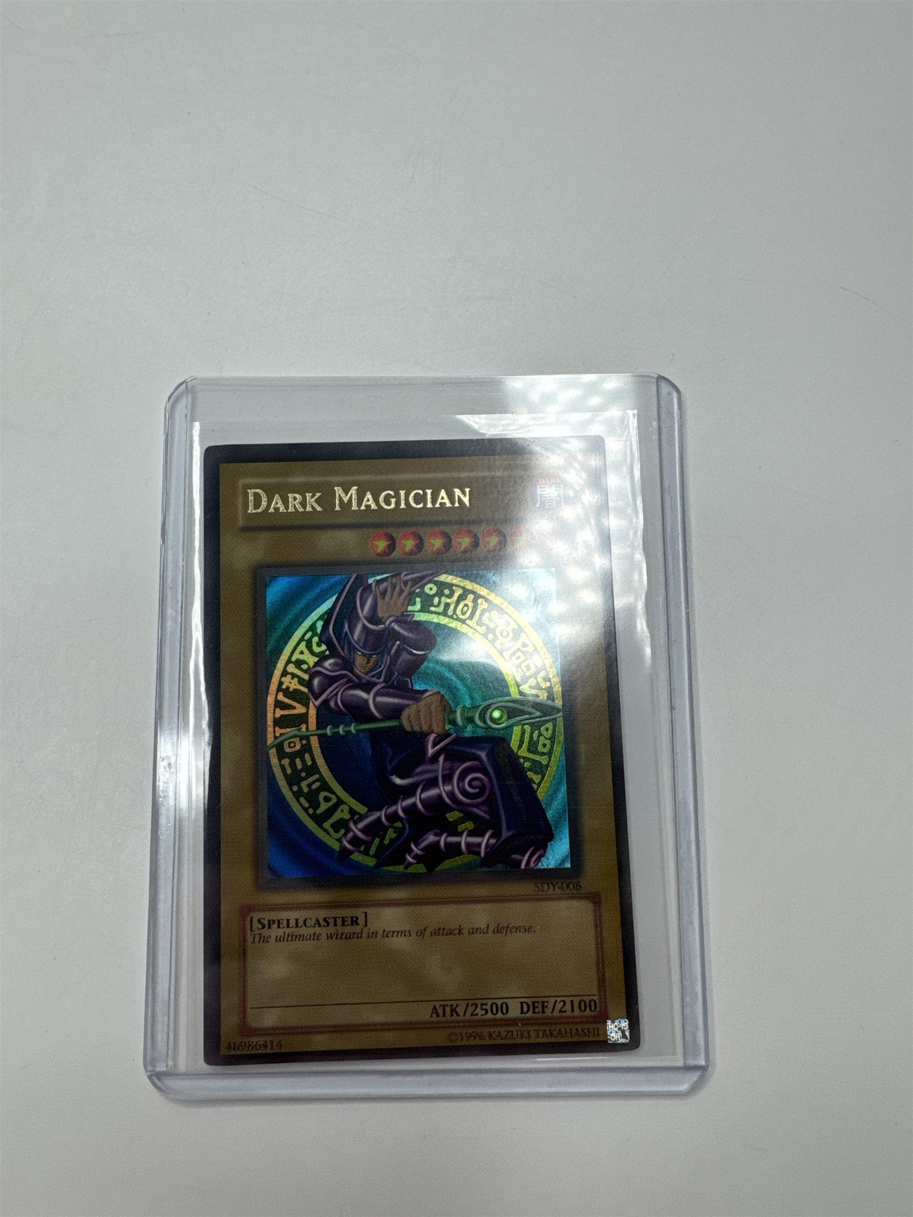Yu-Gi-Oh! Dark Magician Unlimited Edition SDY-006 Card
