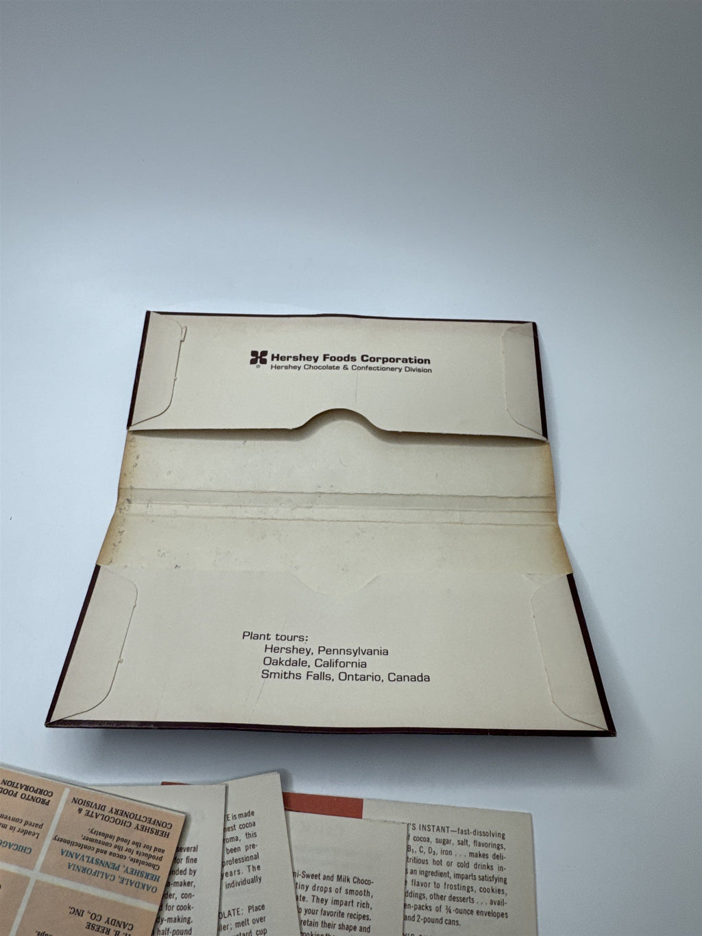 1971 Hershey's Souvenir Pack /w Family-Friendly Recipes