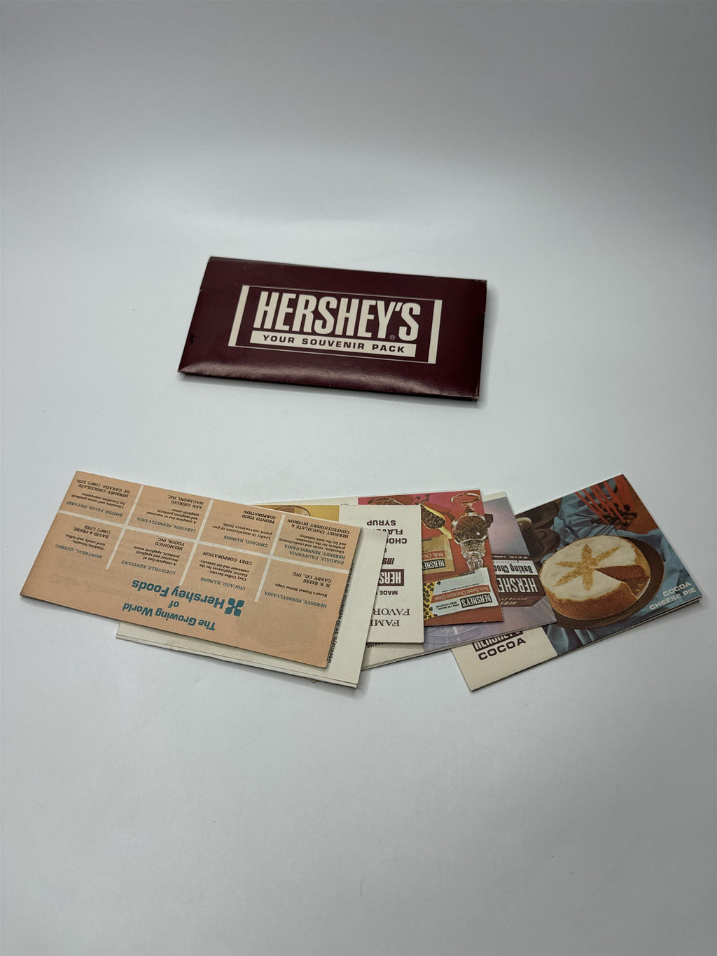 1971 Hershey's Souvenir Pack /w Family-Friendly Recipes