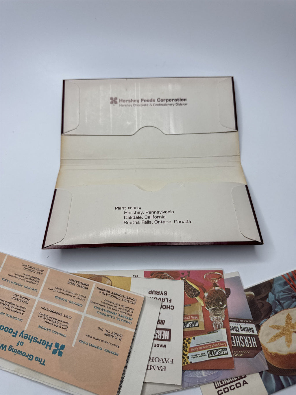 1971 Hershey's Souvenir Pack /w Family-Friendly Recipes