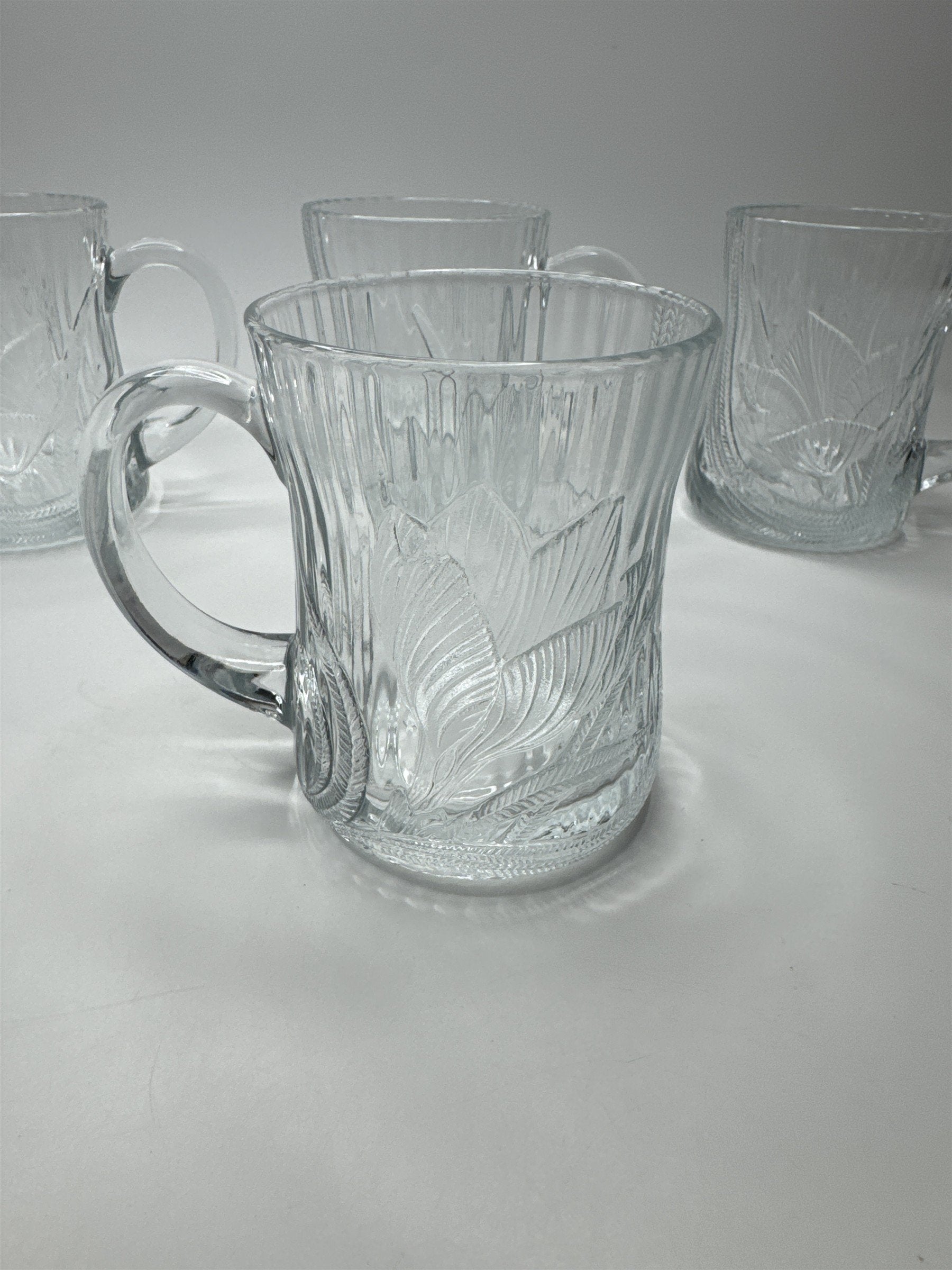 Vintage Set of 4 Arcoroc Canterbury Crocus Glass Coffee Mugs France
