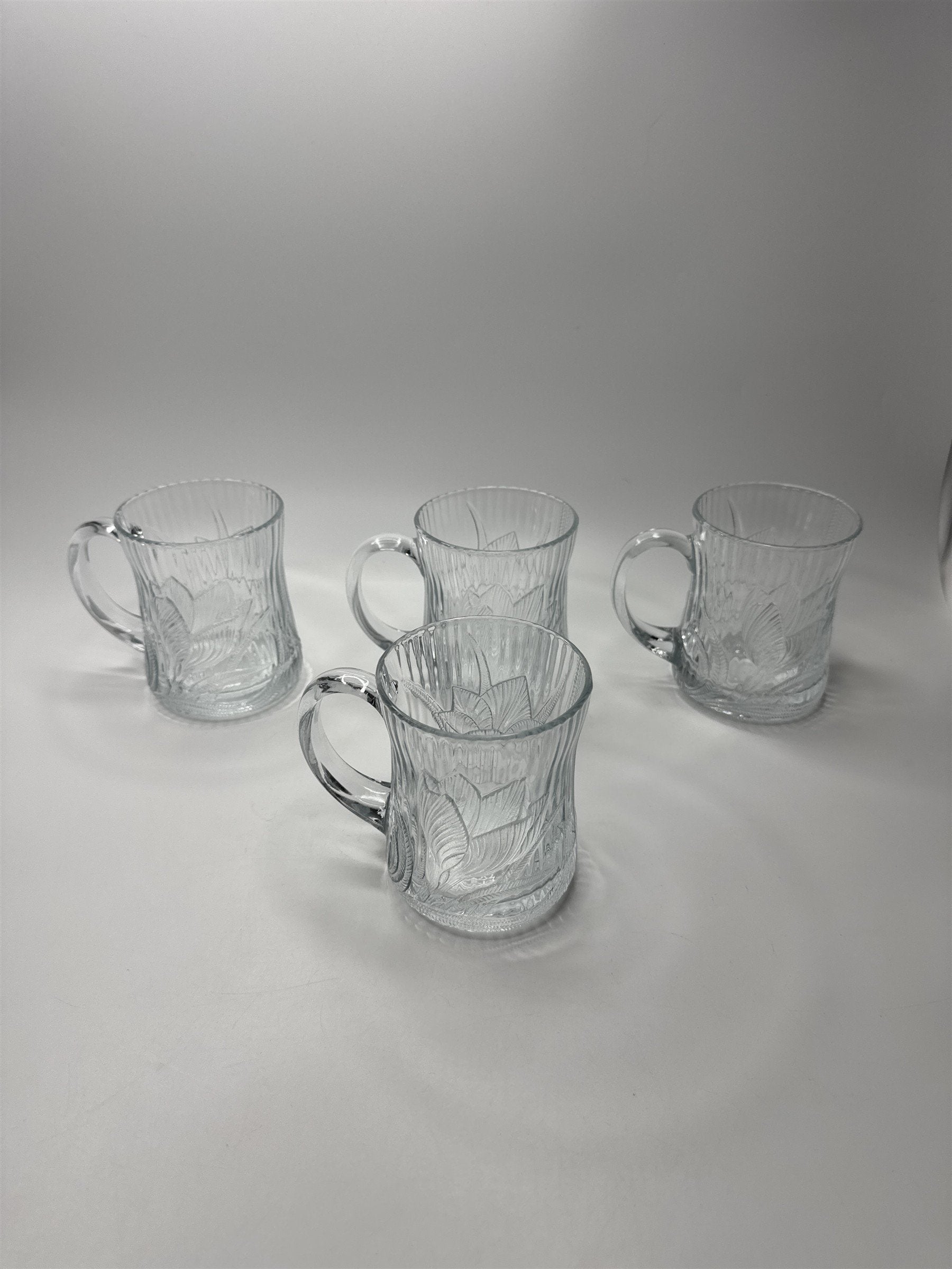 Vintage Set of 4 Arcoroc Canterbury Crocus Glass Coffee Mugs France