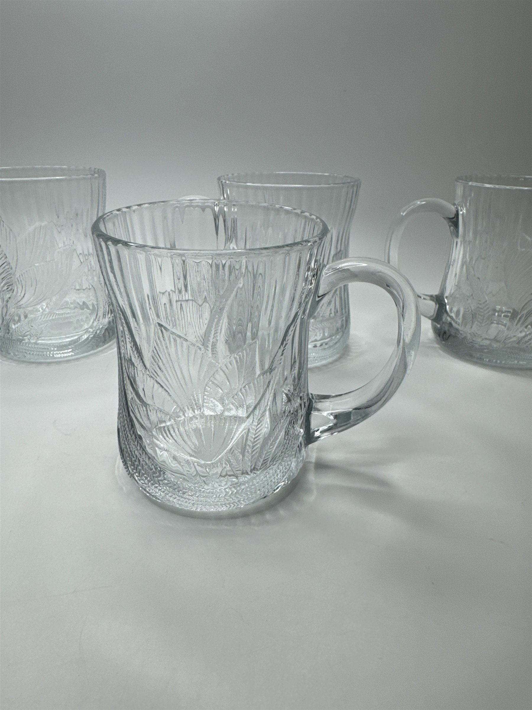 Vintage Set of 4 Arcoroc Canterbury Crocus Glass Coffee Mugs France