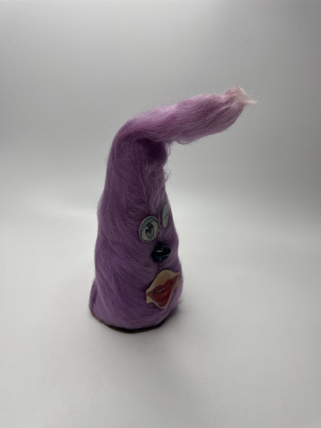 Vintage 1950s Purple Puppet Flashy Eyes and Lips Fuzzy Toy Made in USA RARE TOY