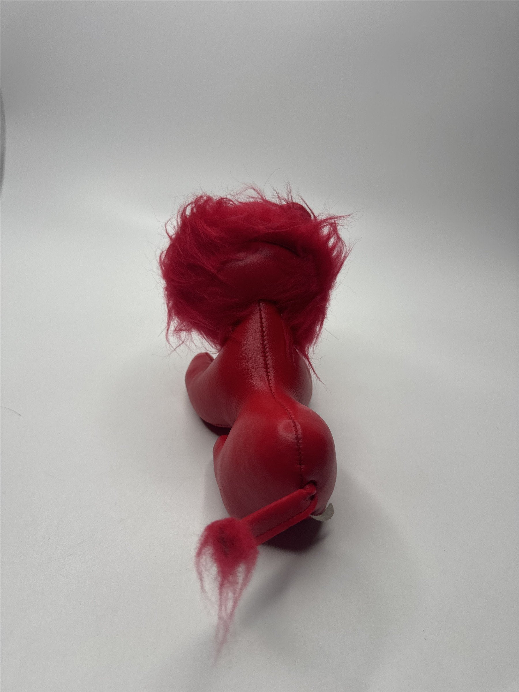 Retro Vinyl Lion Toy Figurine Classic Safari Animal Decor Collectible Vintage