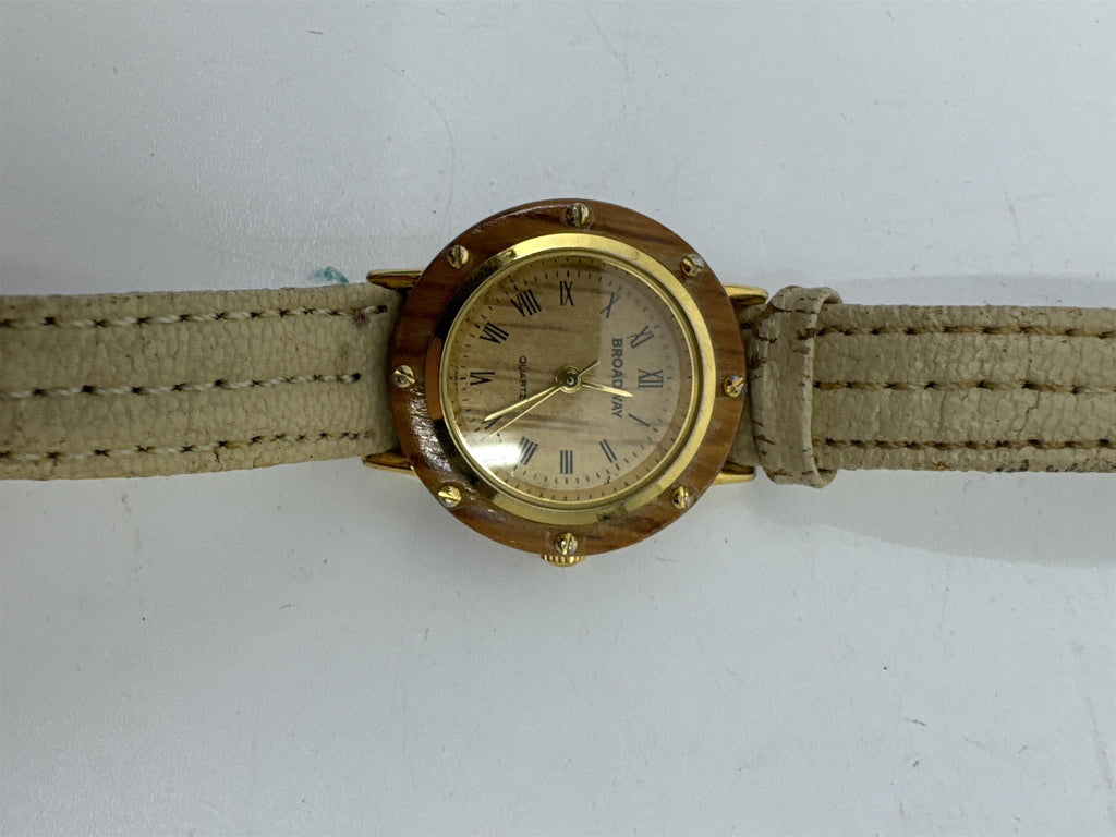 Women's Broadway Wristwatch Creme Colored Genuine Leather Watch