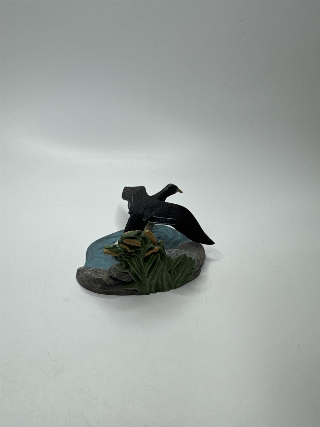 Avon 1989 Native American Collection Mallard Duck Flying Over Pond