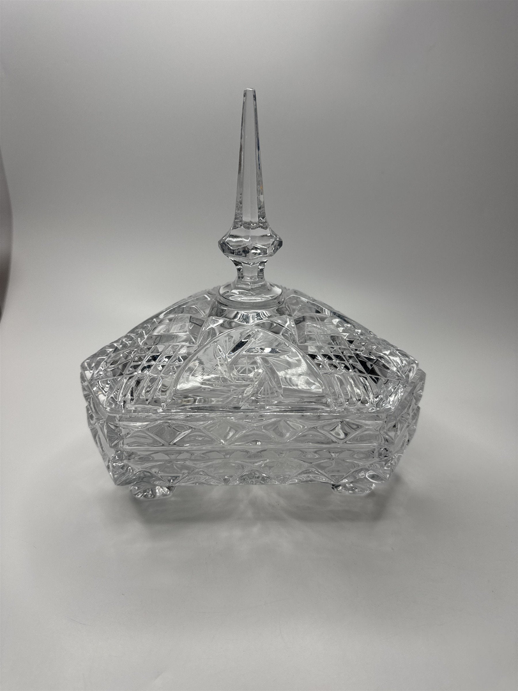 Vintage Elegant Crystal Lidded Candy Dish 3 Footed Triangle Tall Finial Beauty