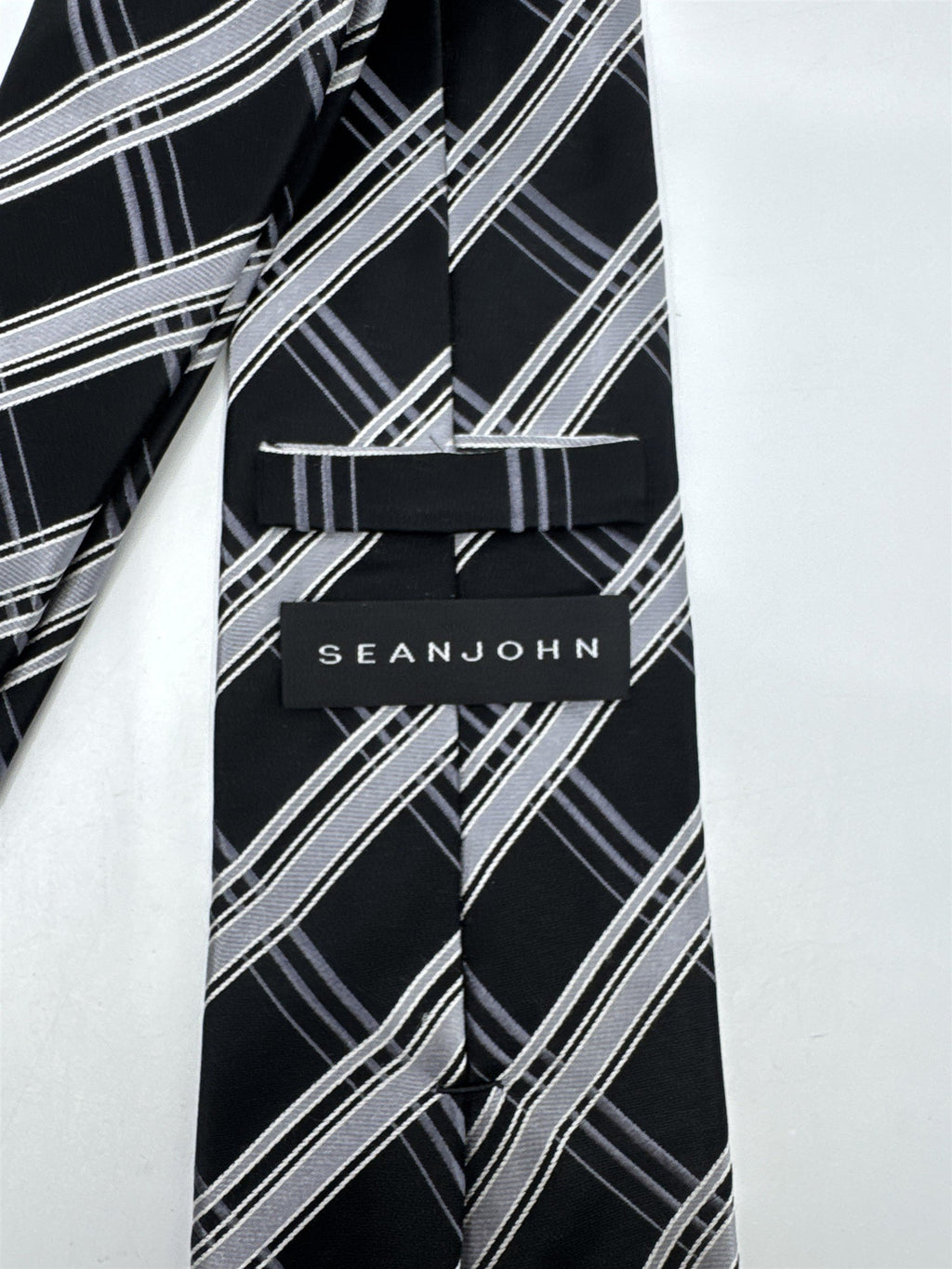 Sean John Black and Grey Striped Men's Neck Tie