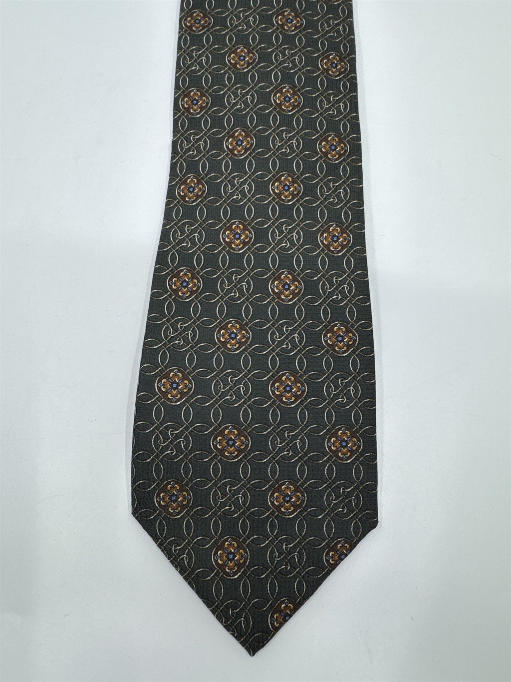 Today's Man Made In Italy Green and Orange Medallion Patten Men's Neck Tie