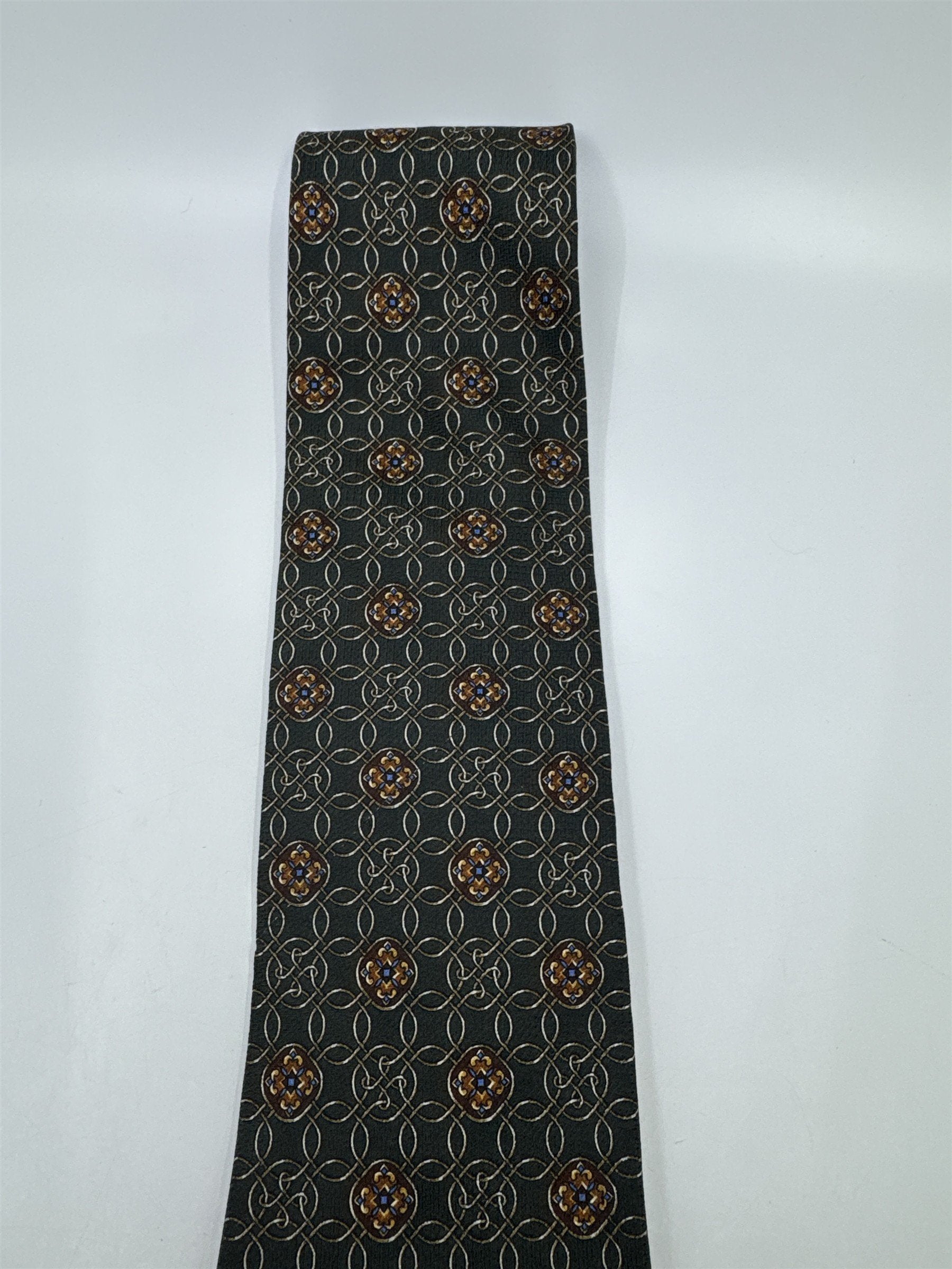 Today's Man Made In Italy Green and Orange Medallion Patten Men's Neck Tie