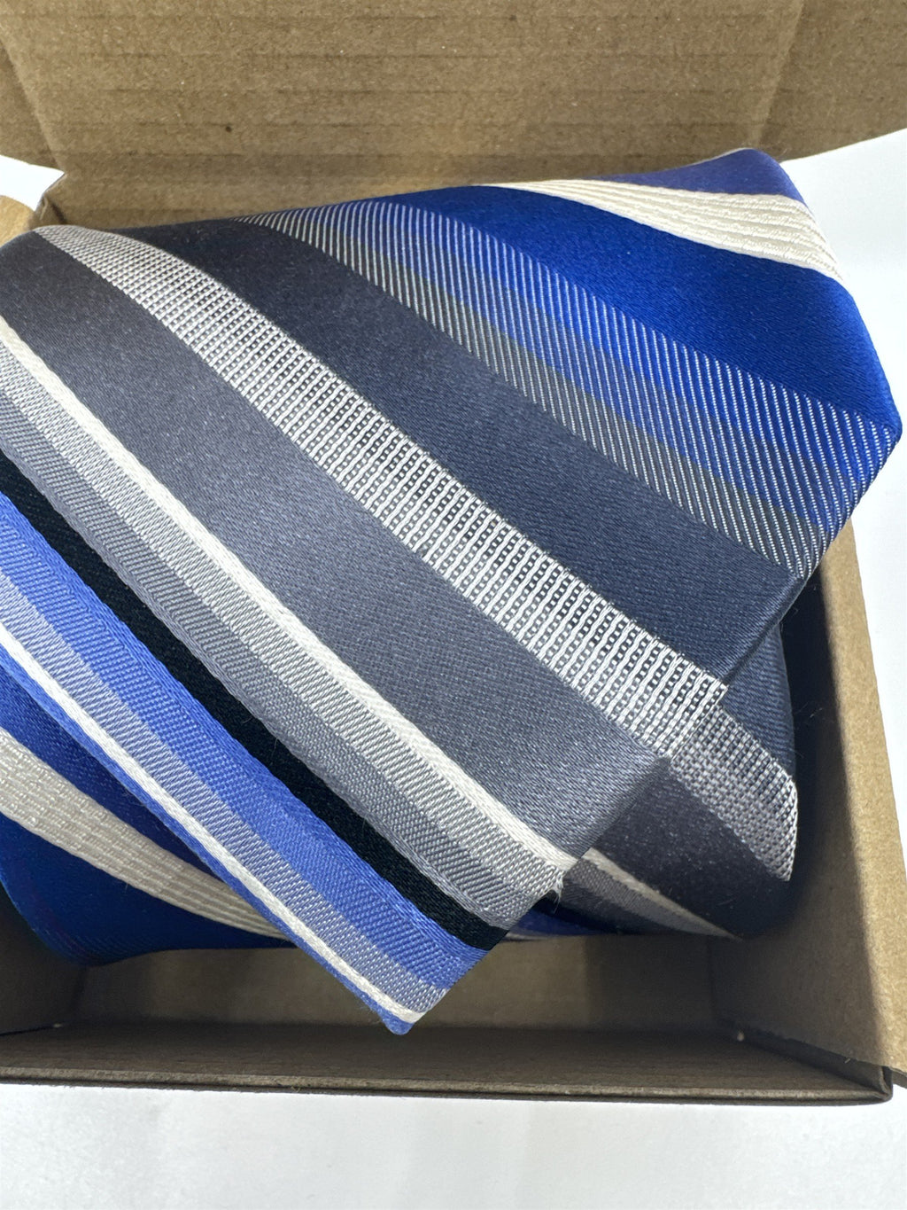 Van Heusen Blue, White And Grey Men's Neck Tie