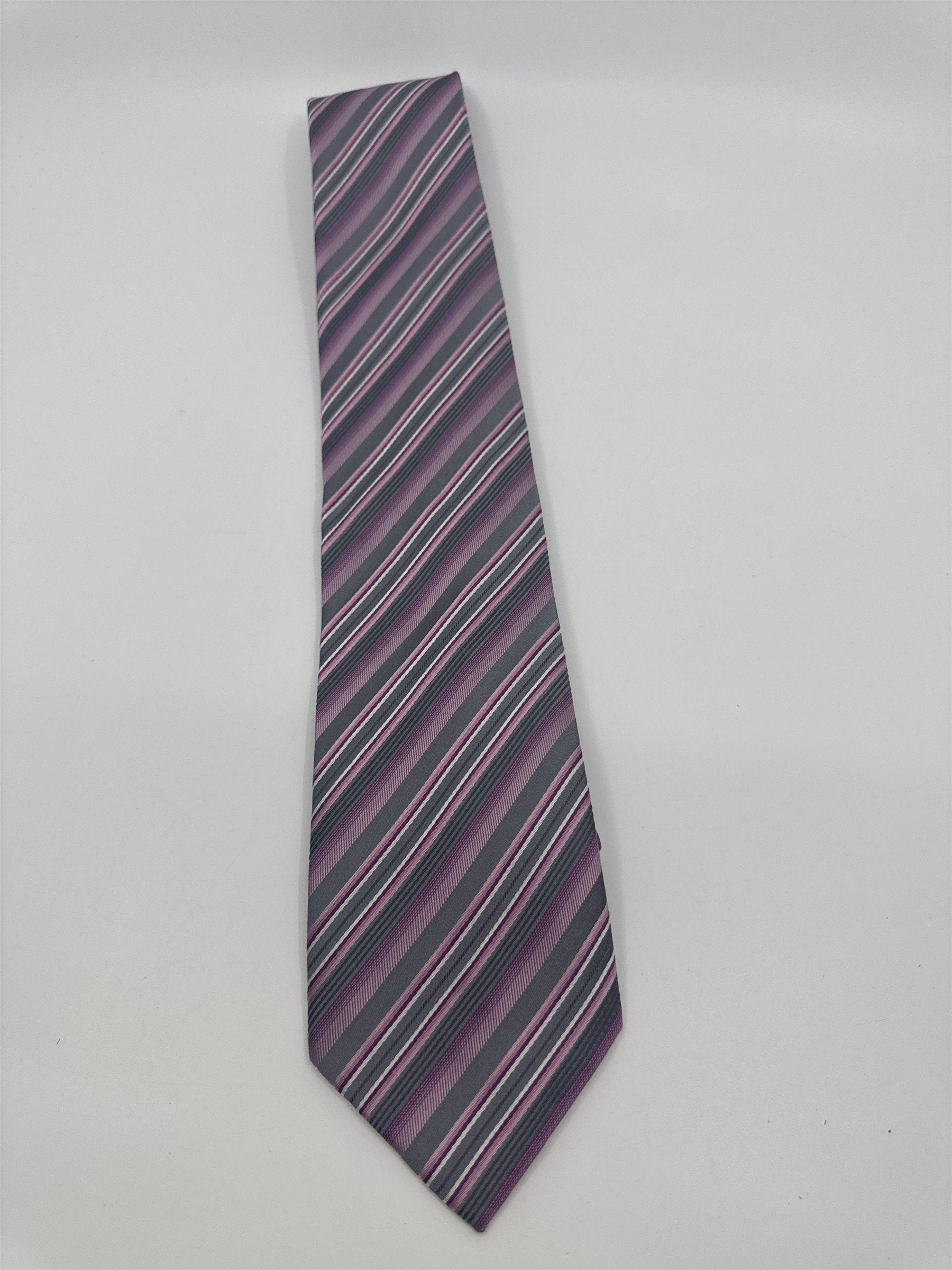 Pink And Silver Striped Geoffrey Beene Men's Neck Tie
