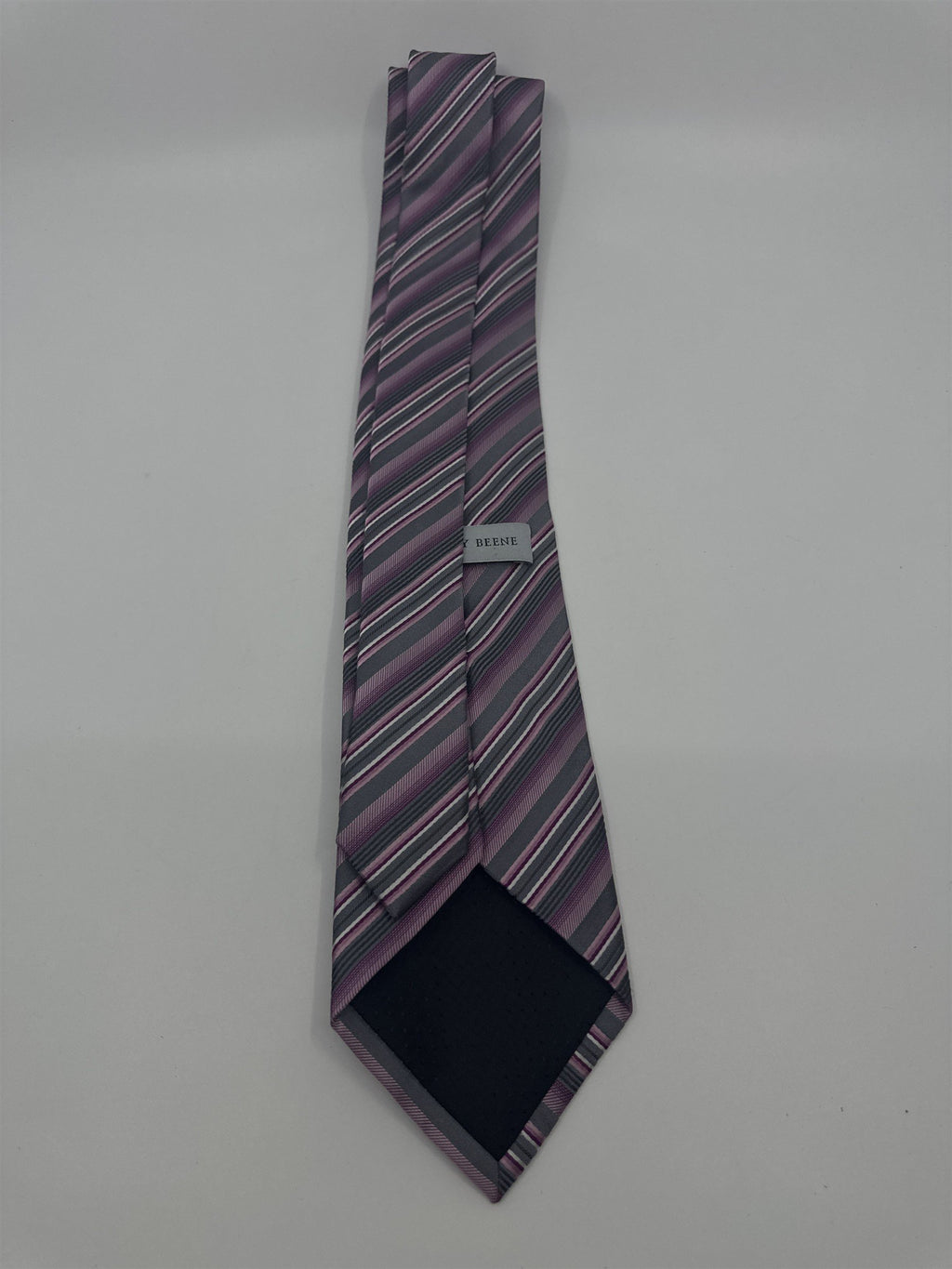Pink And Silver Striped Geoffrey Beene Men's Neck Tie