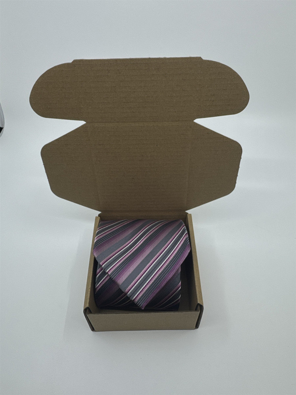 Pink And Silver Striped Geoffrey Beene Men's Neck Tie