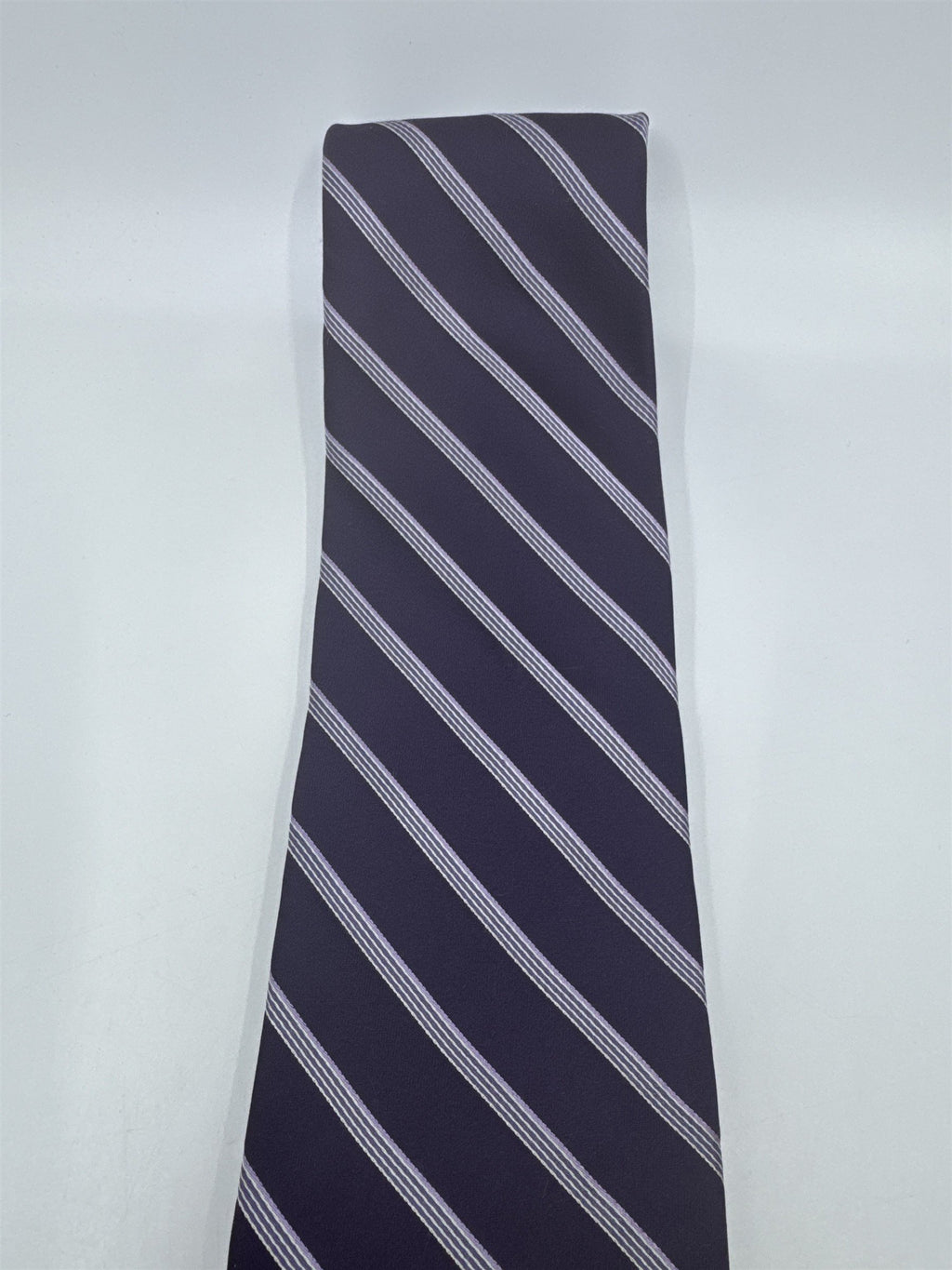 Donna Karan New York Purple Men's Neck Tie W/ Silver/White Stripes