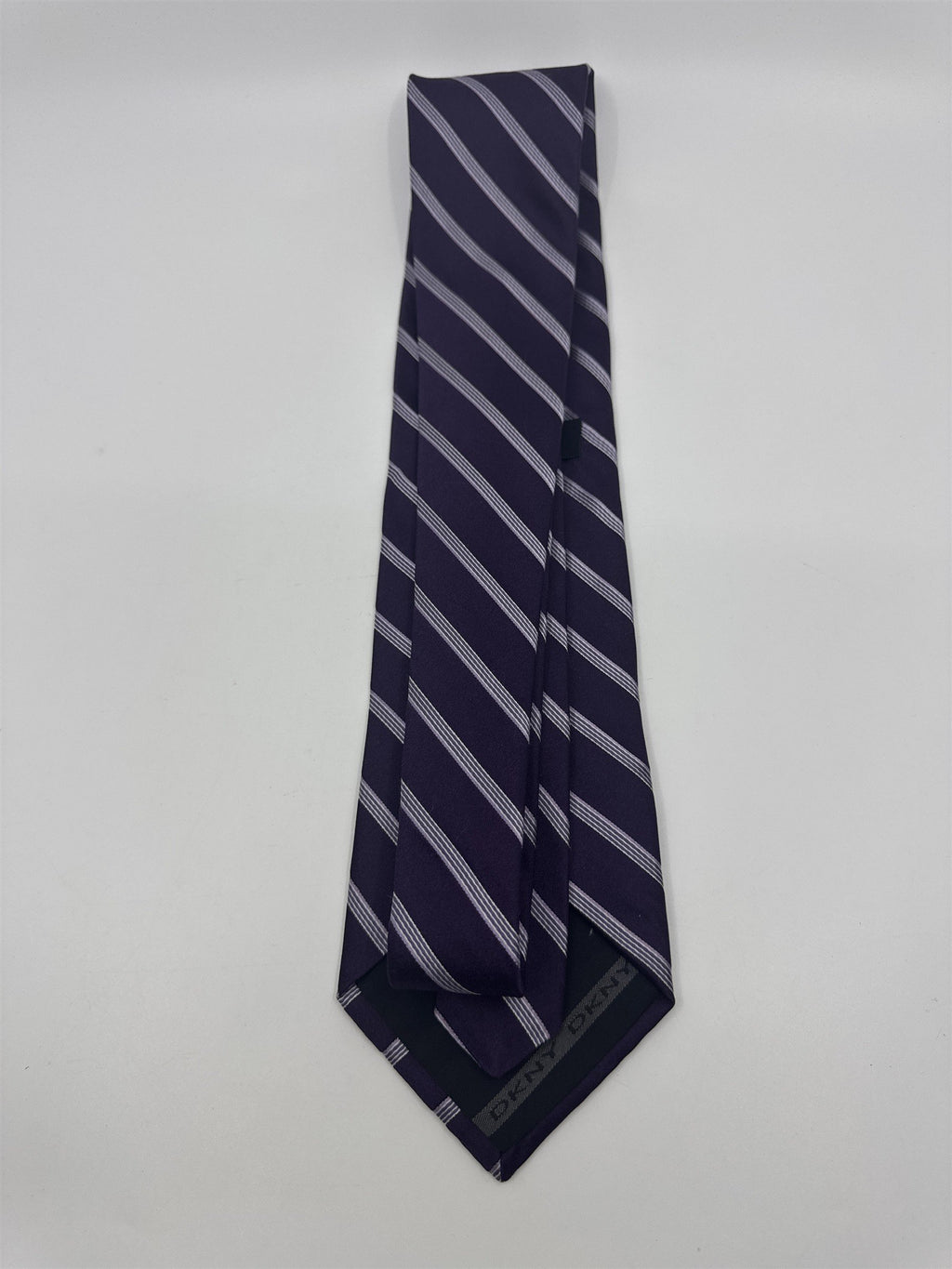 Donna Karan New York Purple Men's Neck Tie W/ Silver/White Stripes