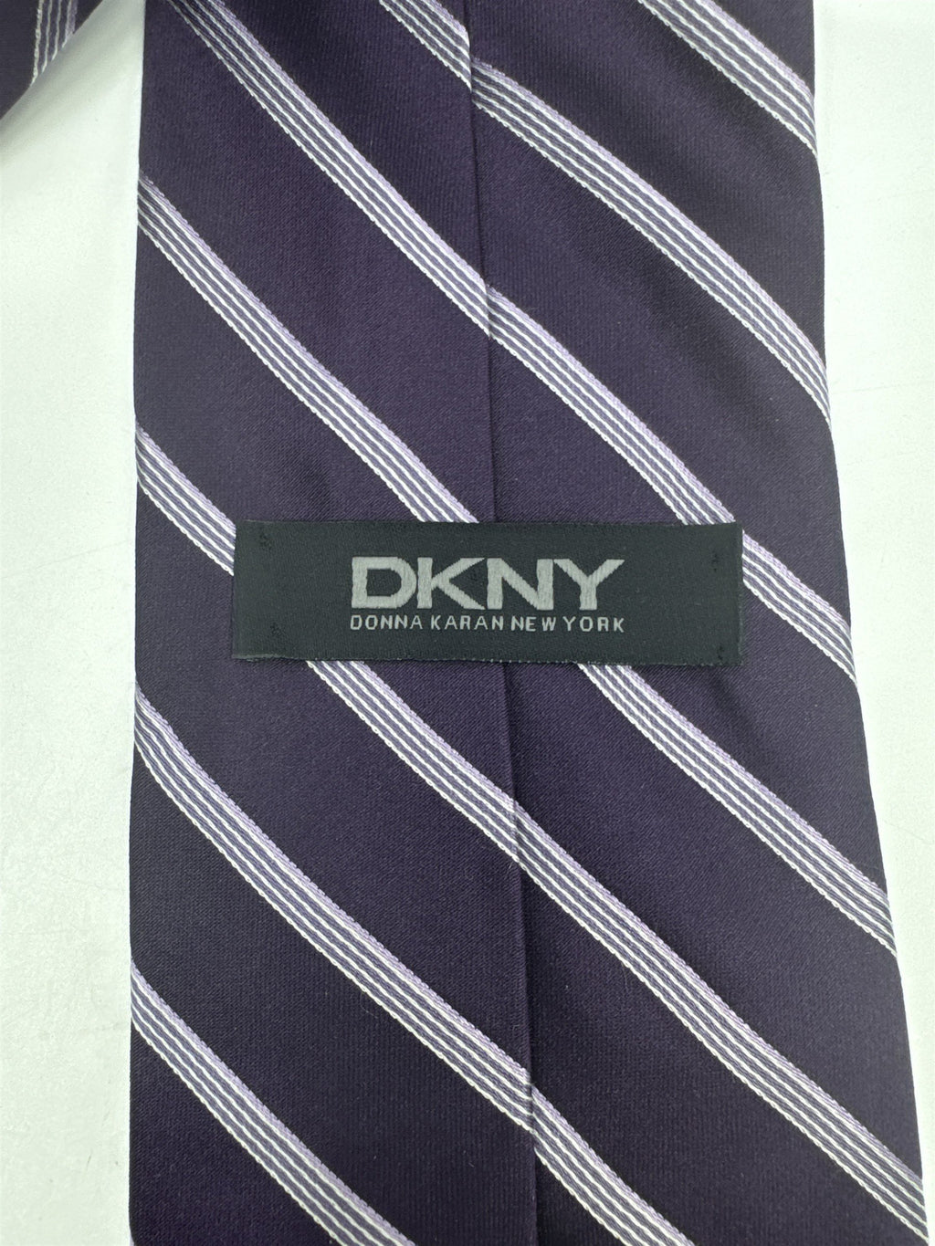 Donna Karan New York Purple Men's Neck Tie W/ Silver/White Stripes