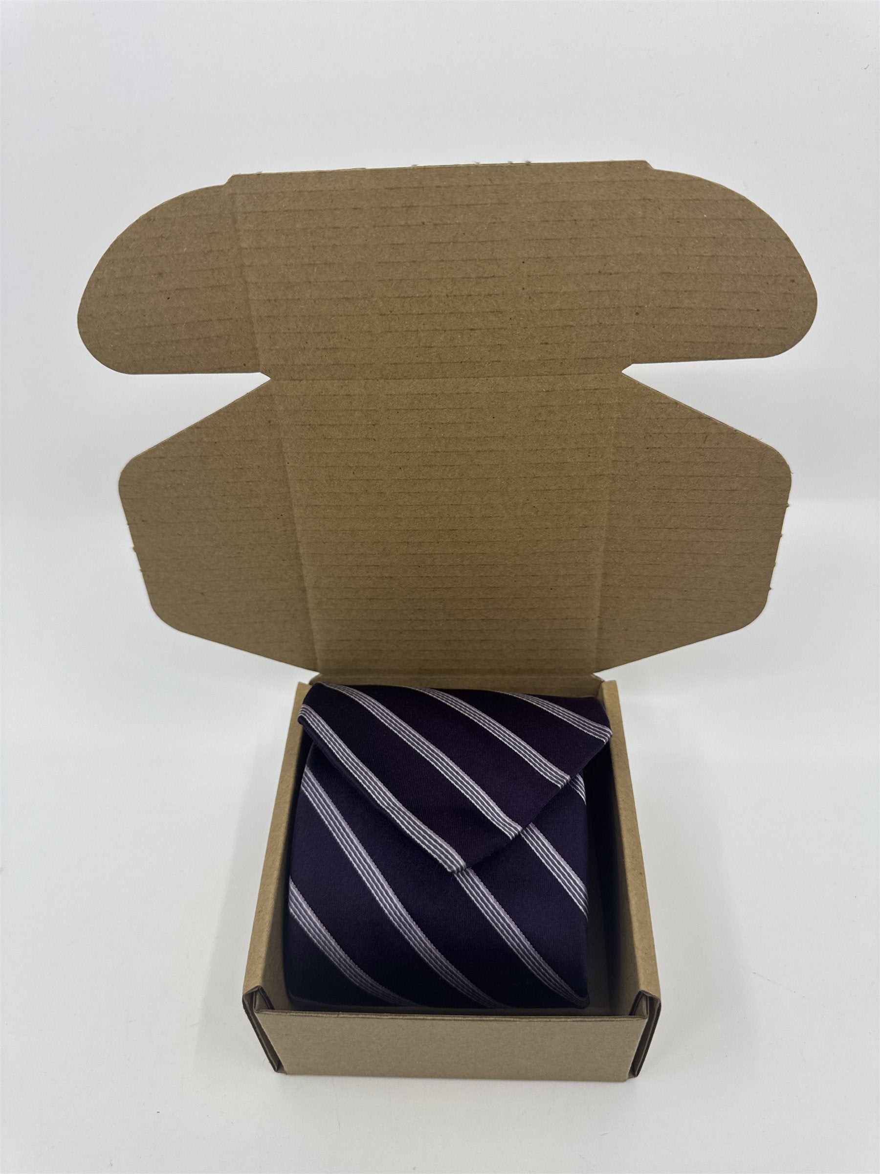 Donna Karan New York Purple Men's Neck Tie W/ Silver/White Stripes