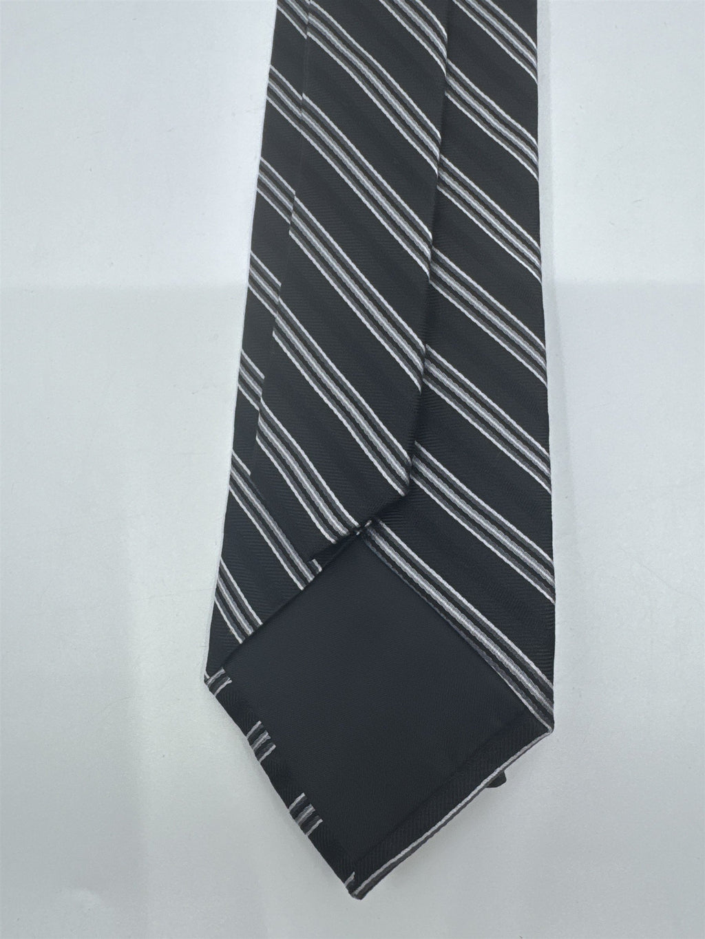 Stafford Tailored Culture Black, White And Silver Men's Neck Tie
