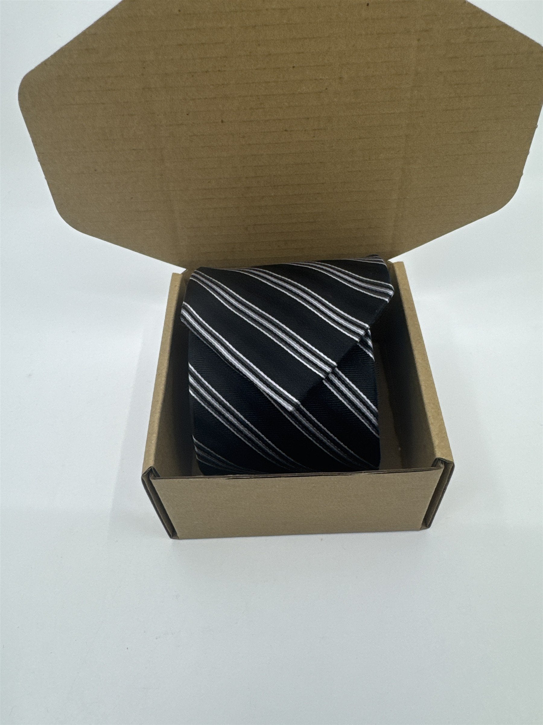 Stafford Tailored Culture Black, White And Silver Men's Neck Tie