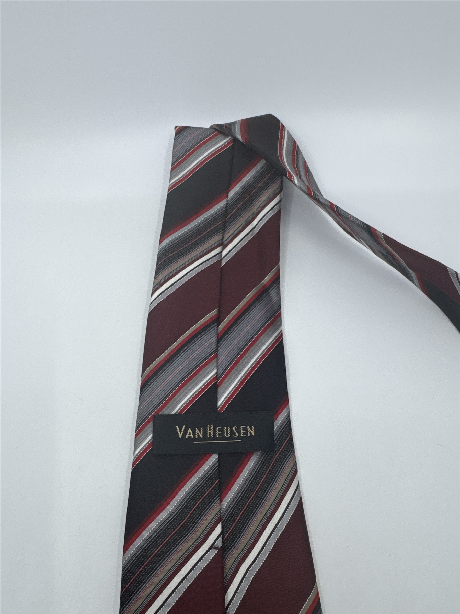 Van Heusen Black, Red And Silver 100% Silk Men's Neck Tie