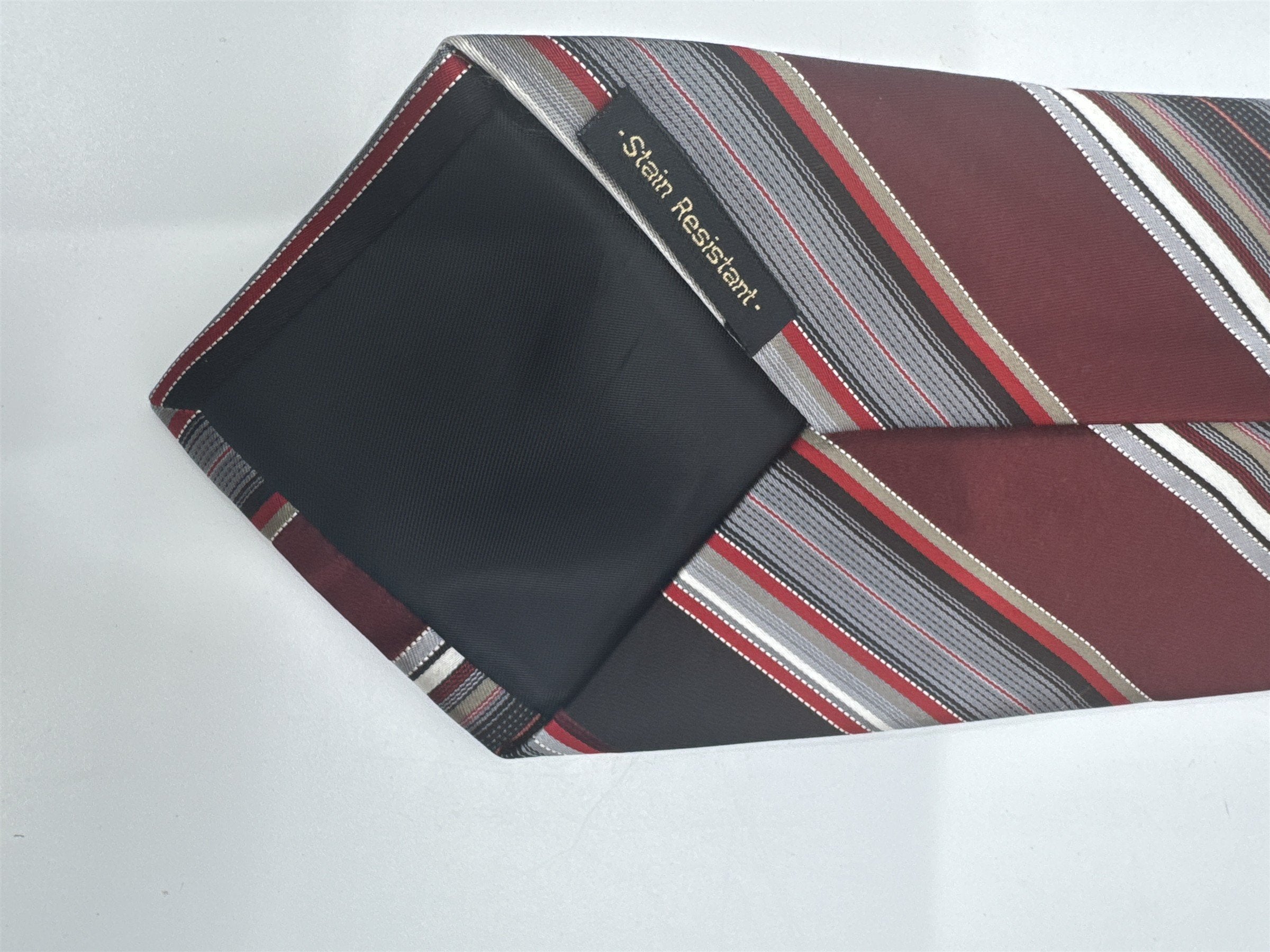 Van Heusen Black, Red And Silver 100% Silk Men's Neck Tie