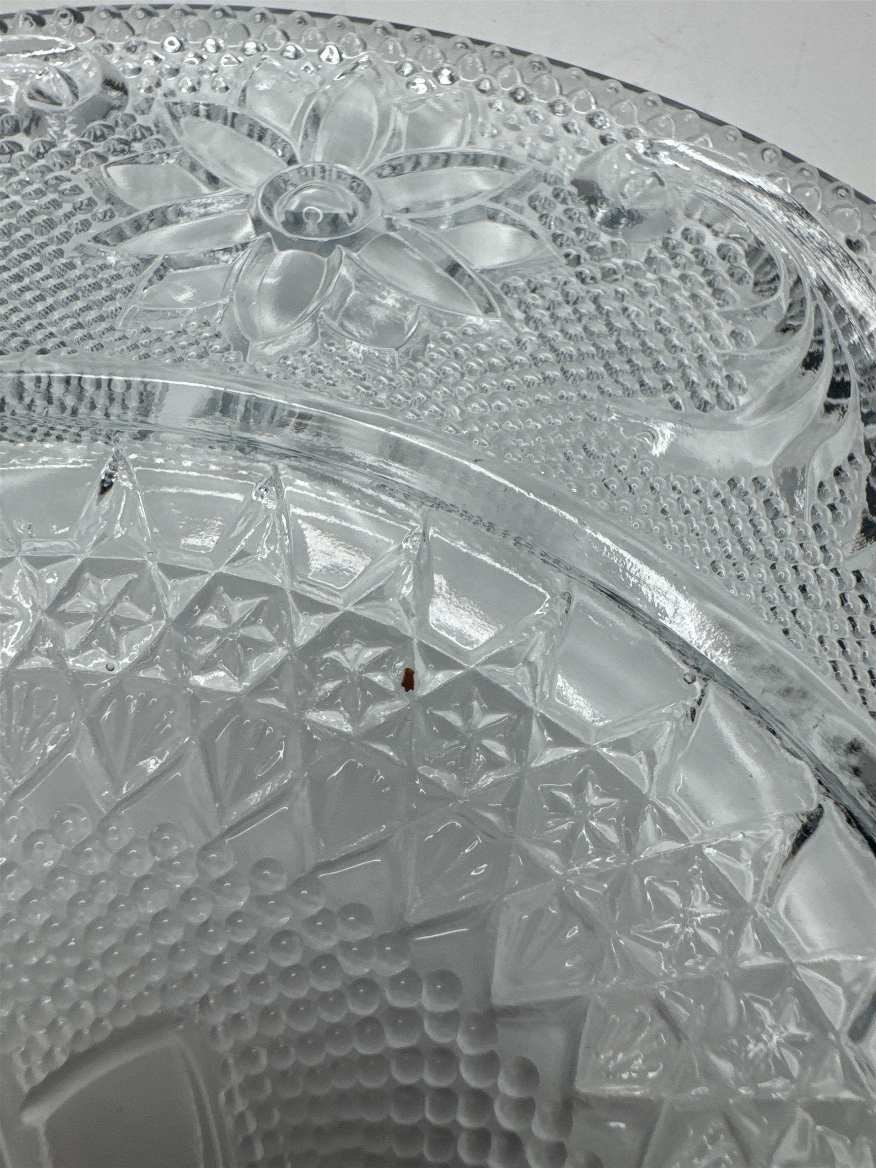 Vintage Indiana Glass Crystal Depression Daisy Tiara Snack Plate 8.25"