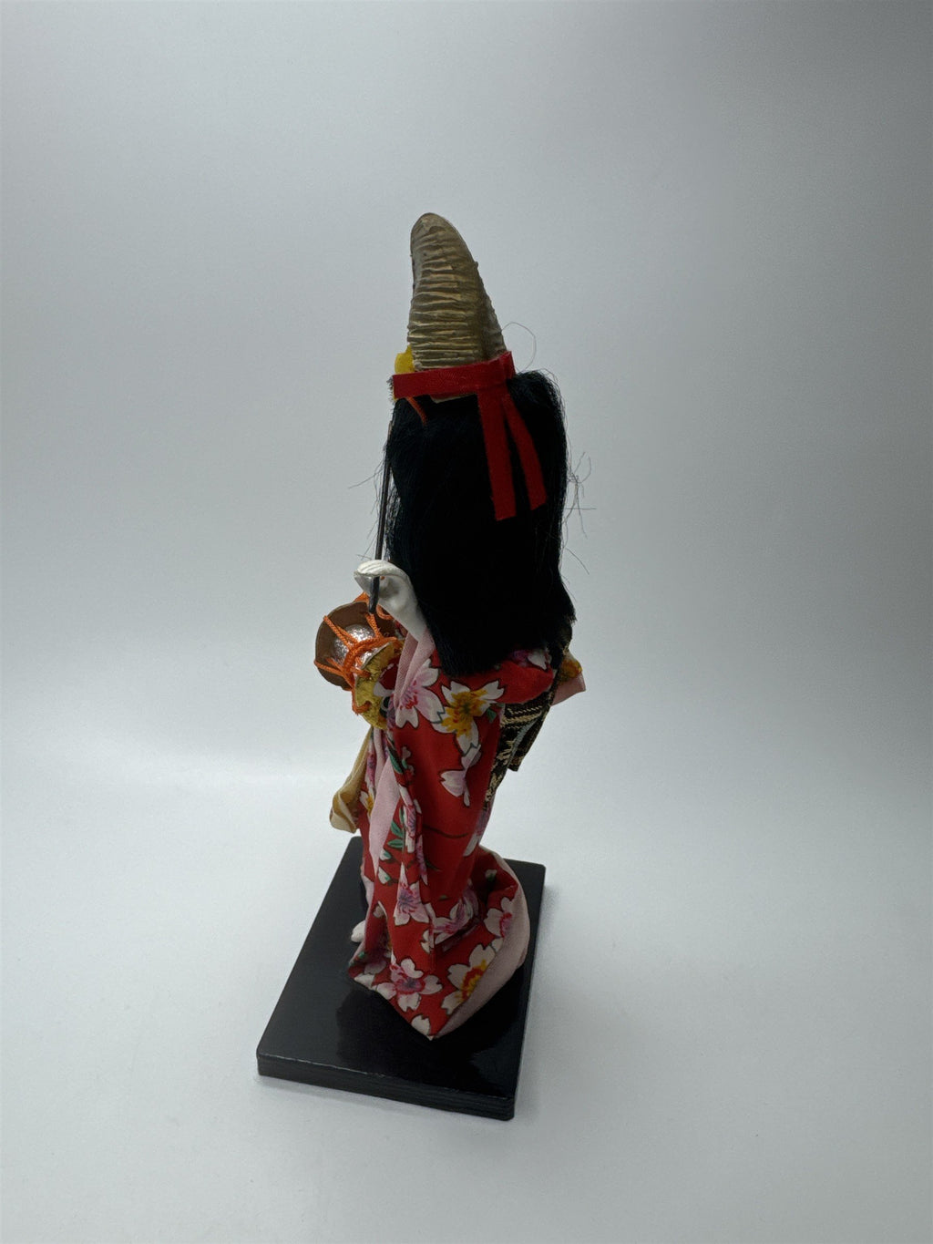 9" Tall Japanese Geisha Doll in Traditional Kimono Holding a Drum Playing Drum
