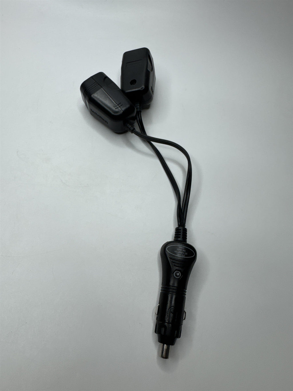 RadioShack Brand DC Y-Adapter for Cars Automobiles 10A 12VDC