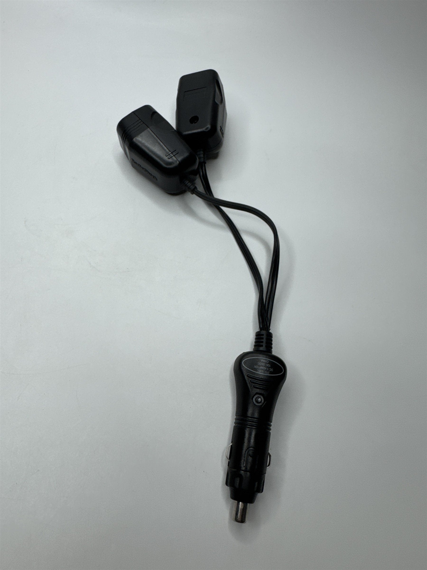 RadioShack Brand DC Y-Adapter for Cars Automobiles 10A 12VDC