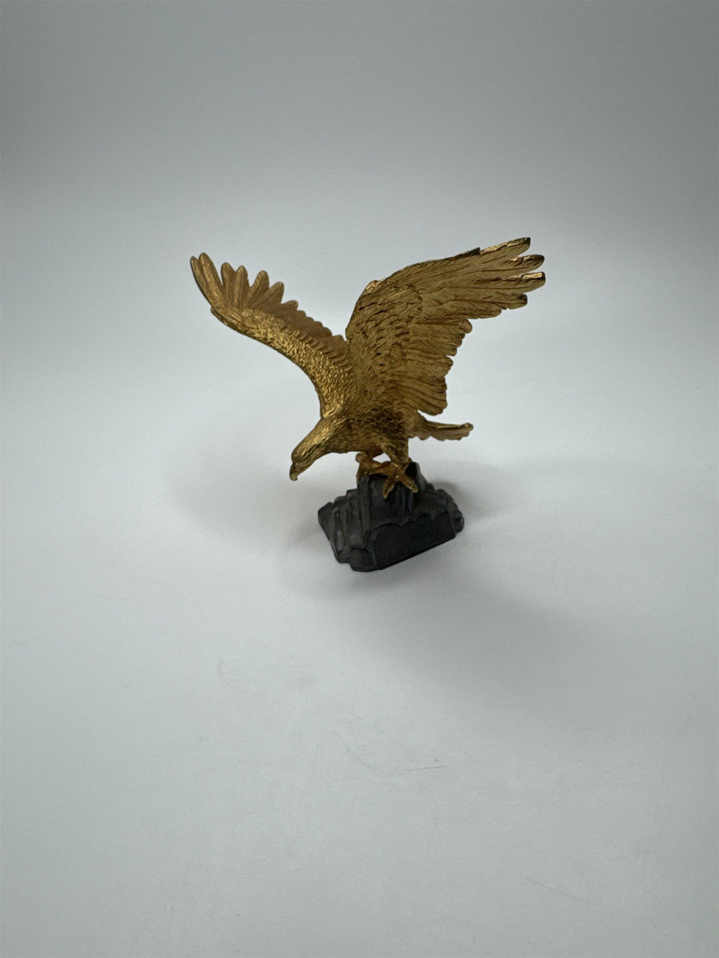 Carver E Tripp No. 1782C Eagle Statue Figurine Metal Gold-Toned Plated