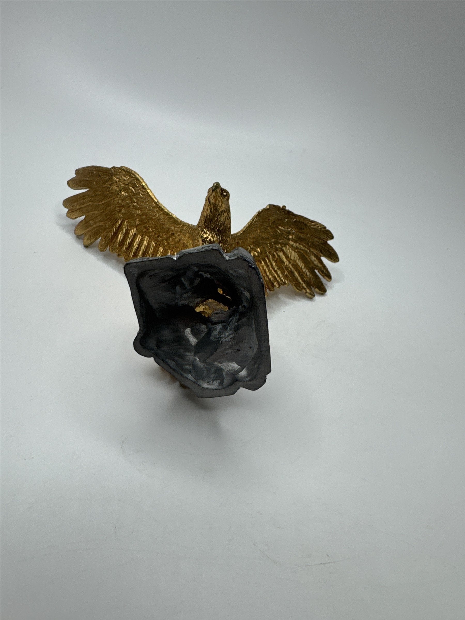 Carver E Tripp No. 1782C Eagle Statue Figurine Metal Gold-Toned Plated