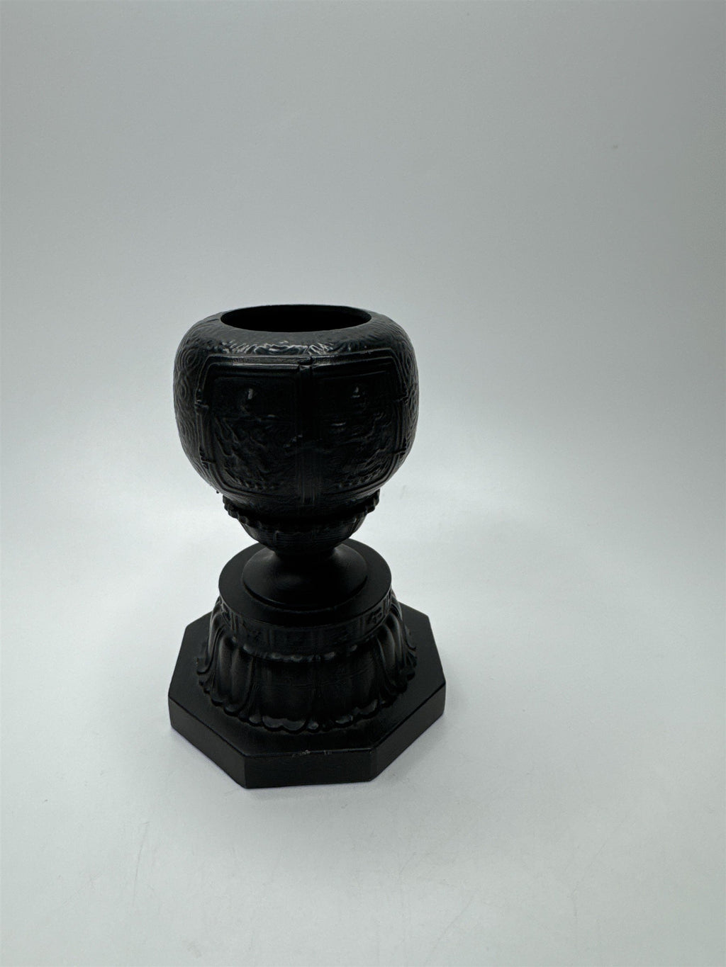 Vintage Incense Burner Asian Design Black Metal Globe on Stand Burner for Cones