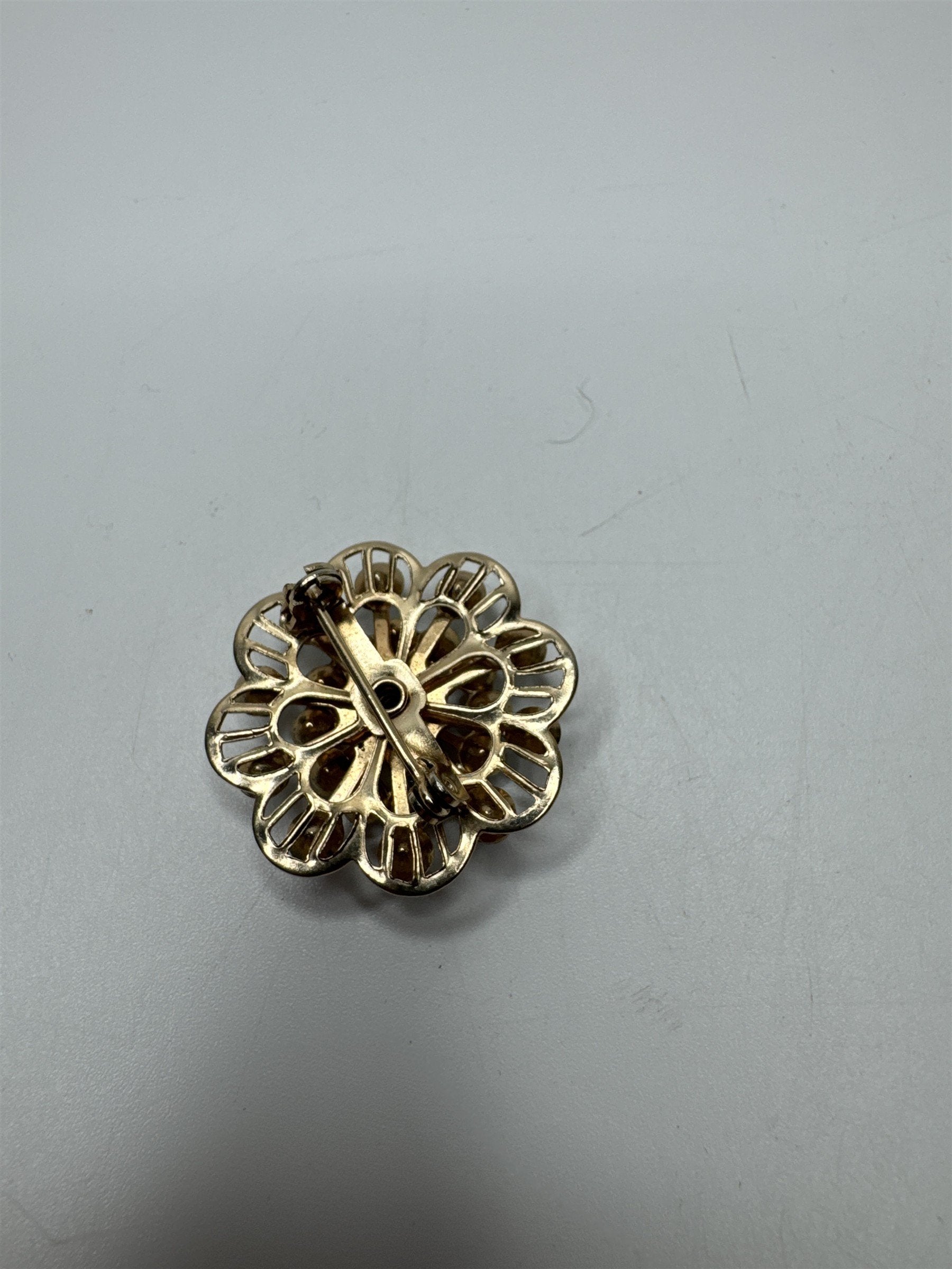 Vintage Gold Flower/Snowflake Floral Brooch/Pin with Blue Rhinestones