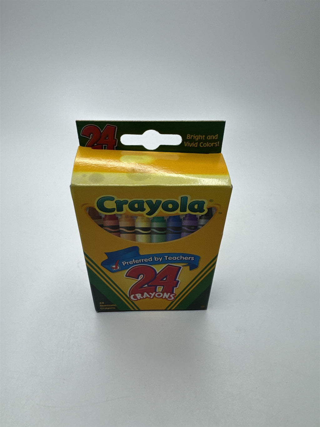 2006 Crayola Crayons 24 Pack /w Dandelion Retired Dandylion Dandy Yellow Color