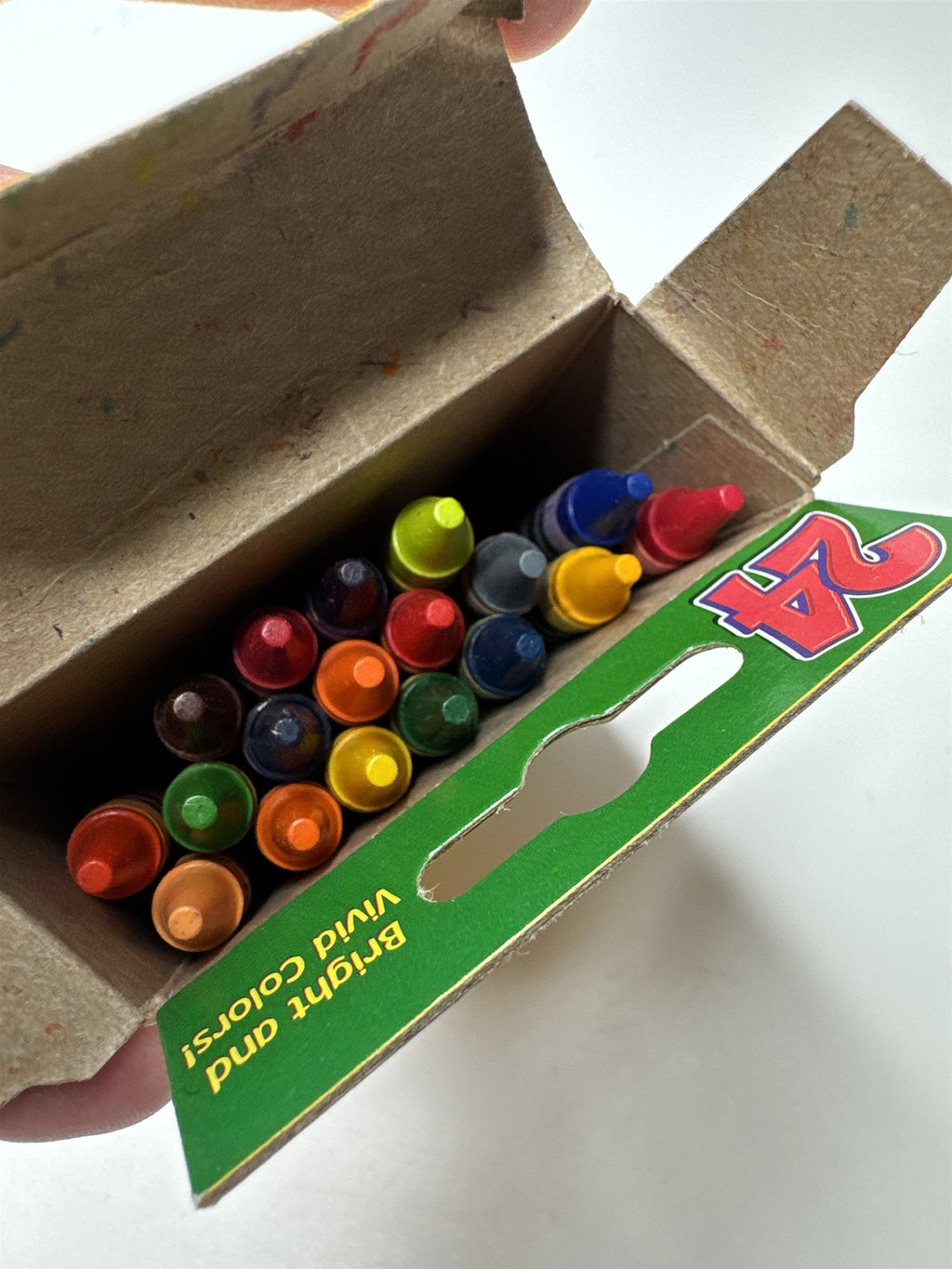 2006 Crayola Crayons 18(!)Pack /w Dandelion Retired Dandylion Dandy Yellow Color