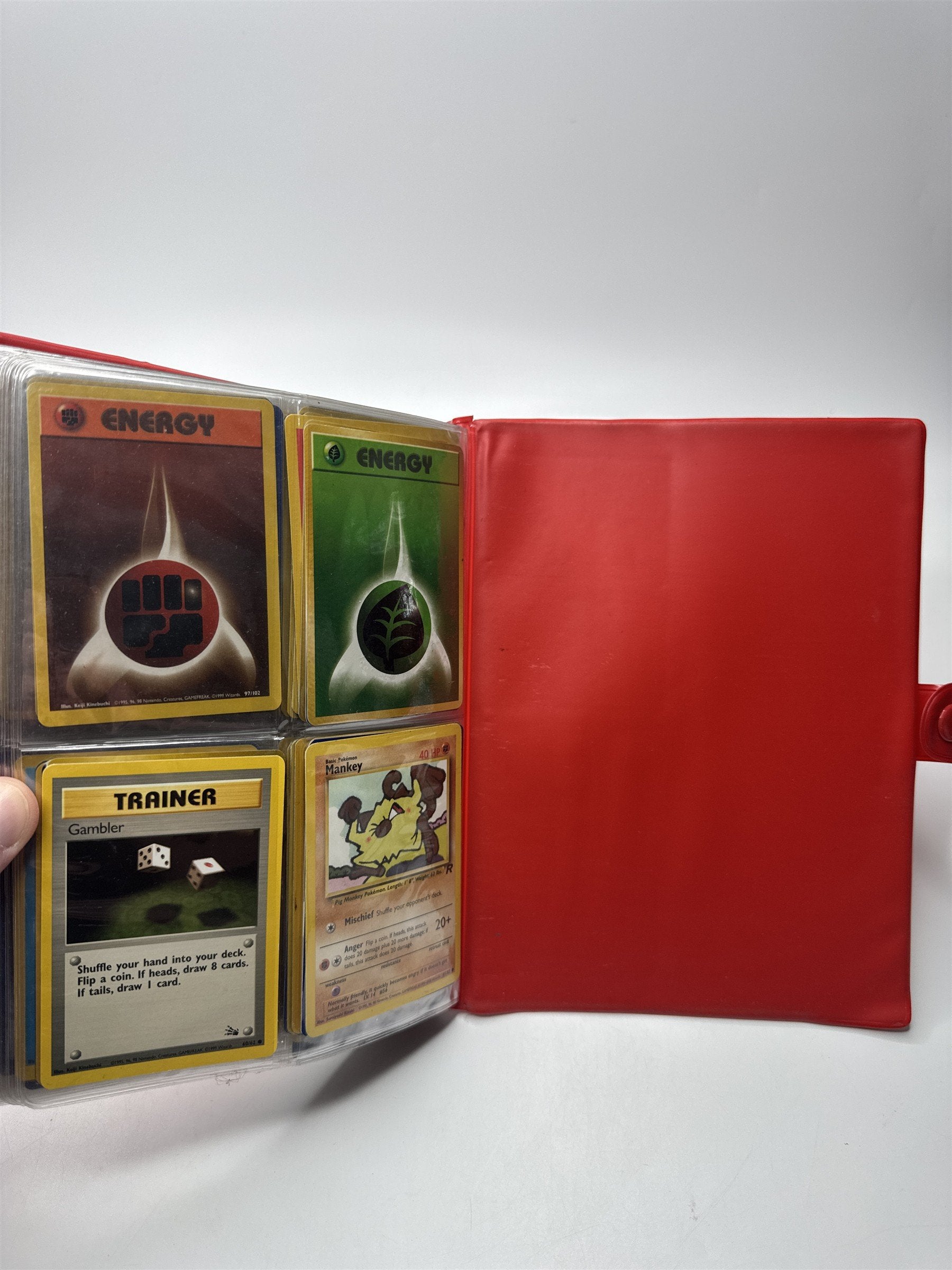 Pokémon Red Pikachu Binder Gotta Catch Card Lot Collection SEE PICS